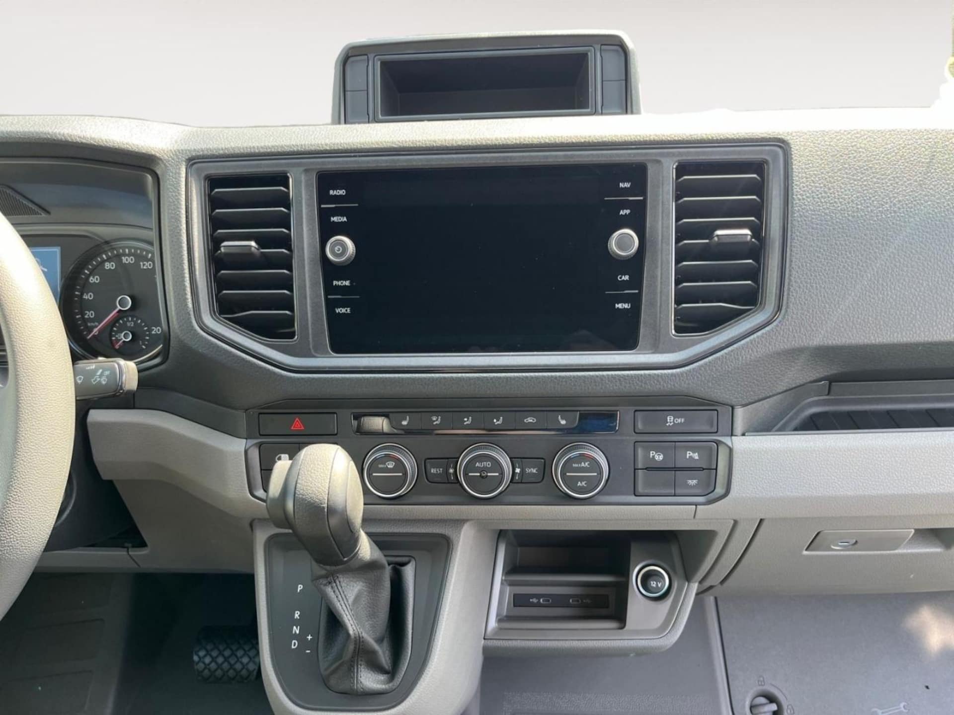 Volkswagen Crafter Kasten mittlerer Radstand