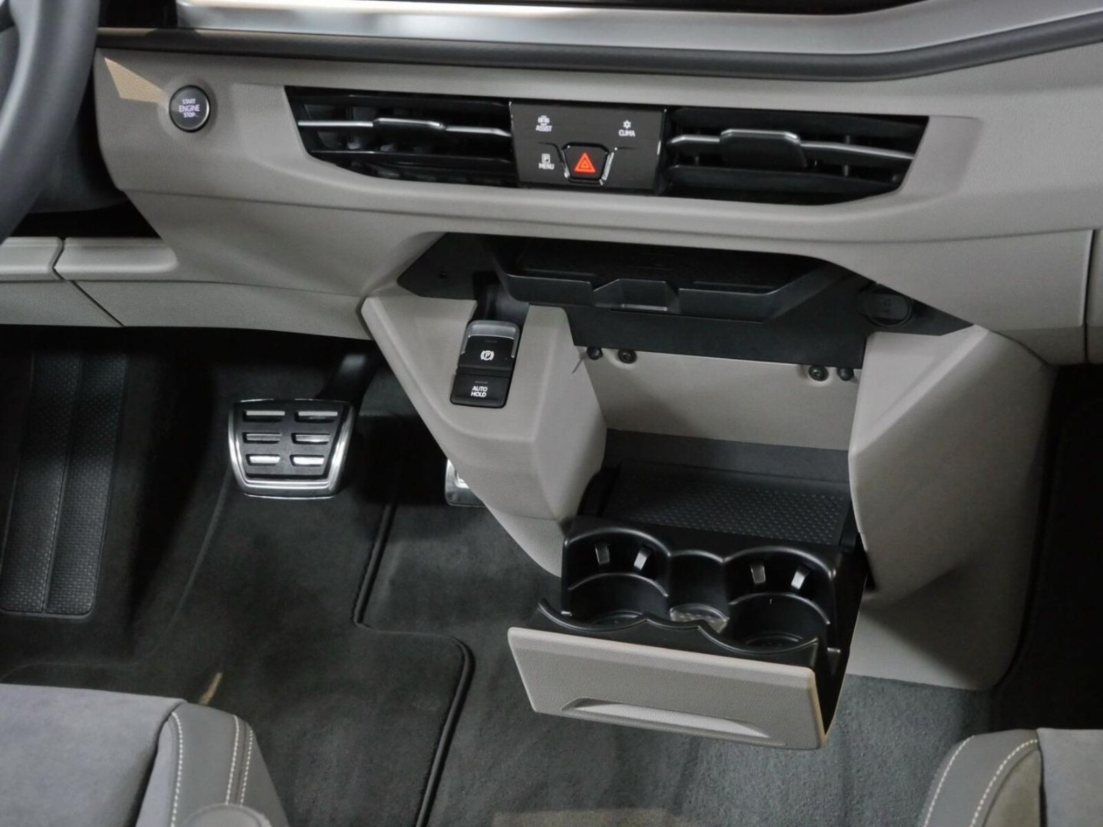 Volkswagen Multivan Langversion – Bild 7