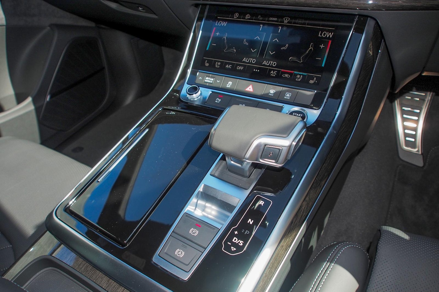 Image about Audi Q7 SUV Q7 S line TDI quattro tiptronic