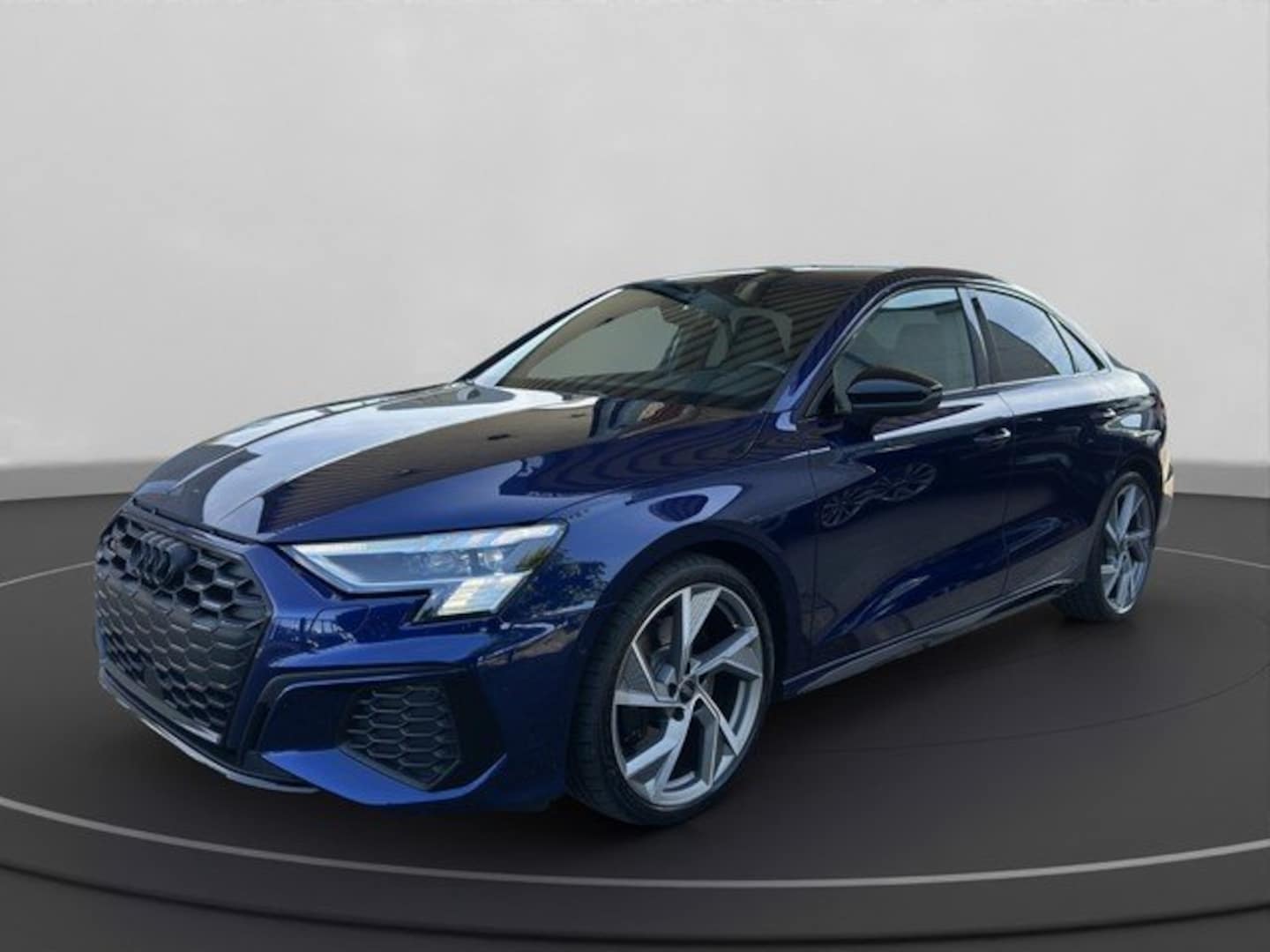 Bild über Audi S3 Limousine TFSI quattro S tronic - für weitere Informationen kontaktieren Sie den Audi Partner