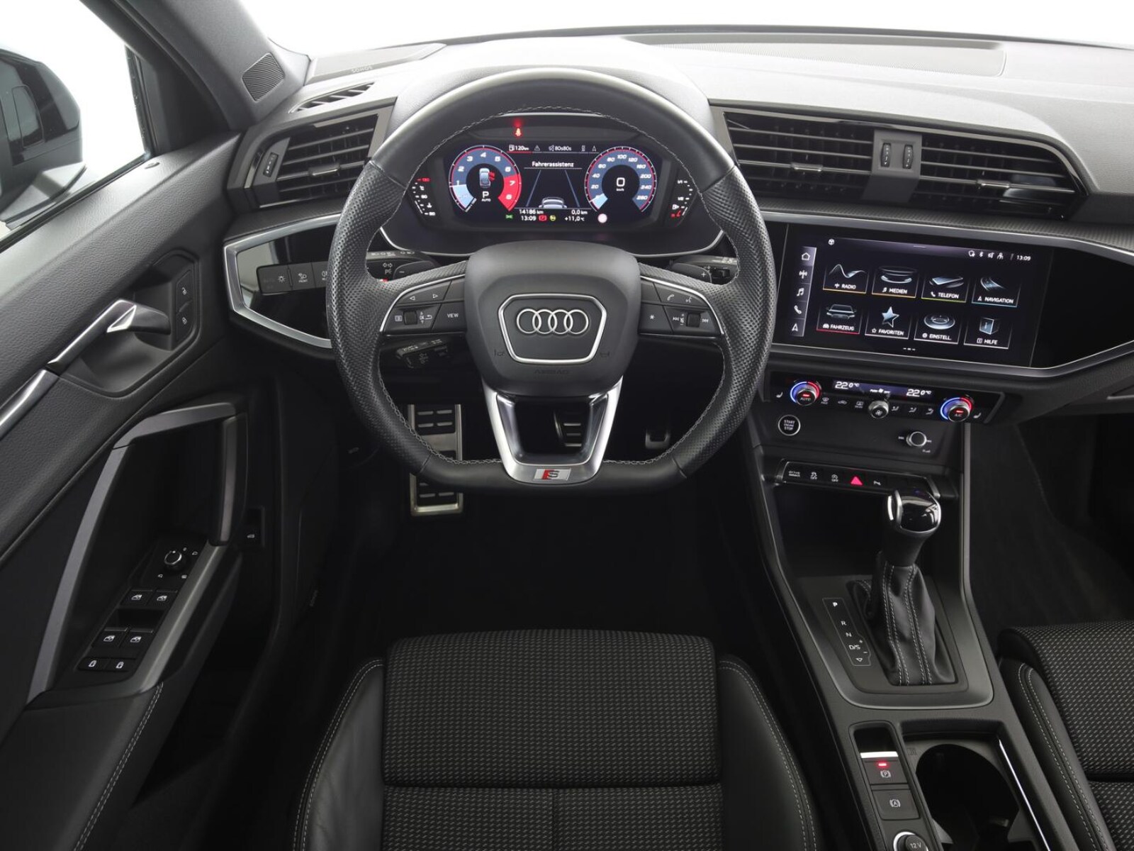 Audi Q3 Sportback – Bild 10