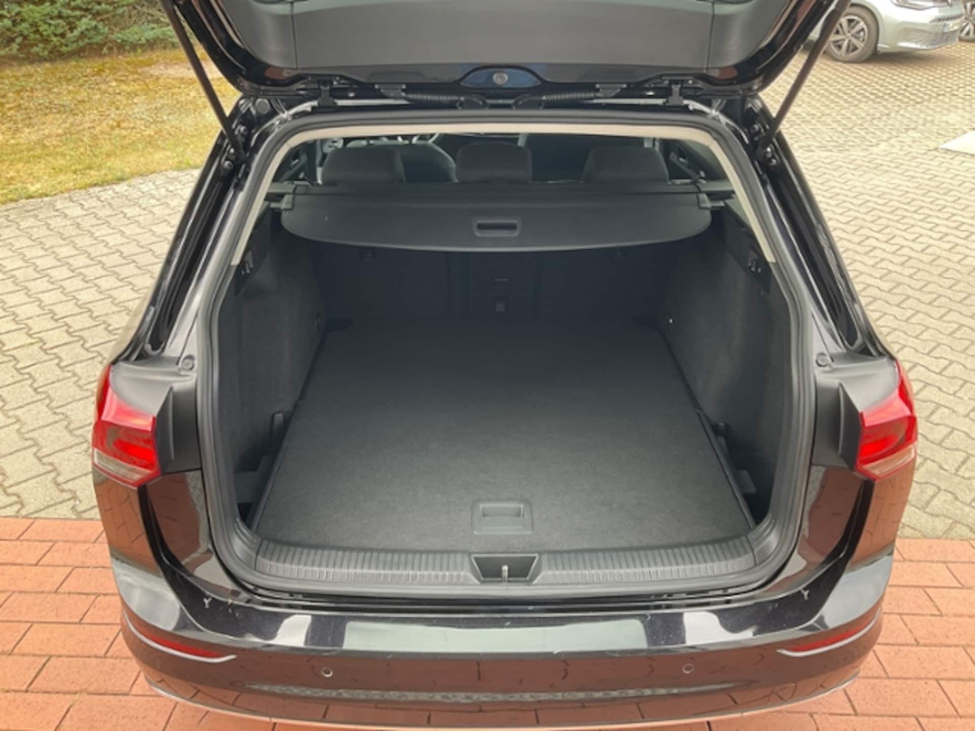 Volkswagen Golf Variant Active