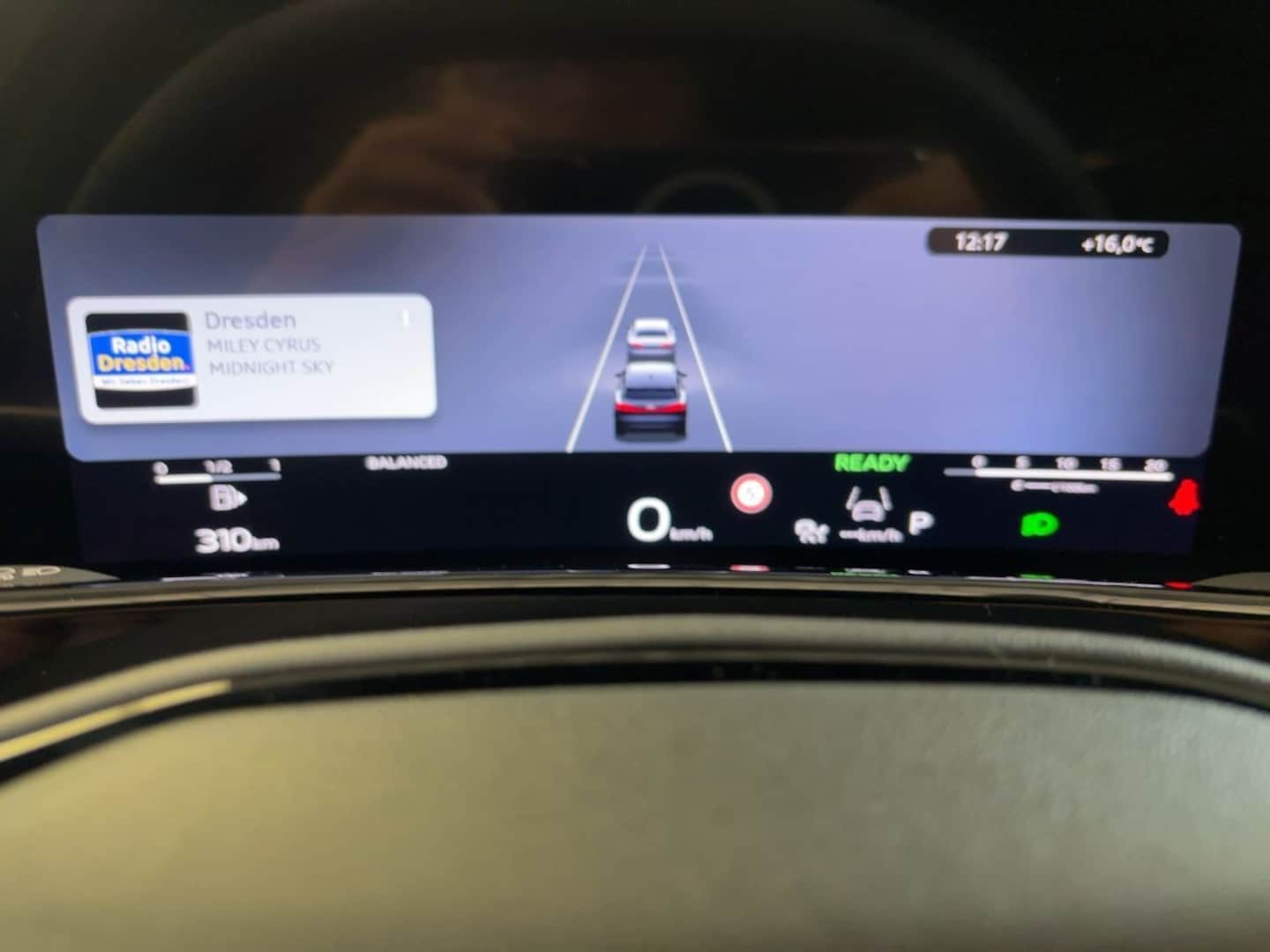 Bild über Audi Q3 SUV TFSI 110 kW S tronic - für weitere Informationen kontaktieren Sie den Audi Partner