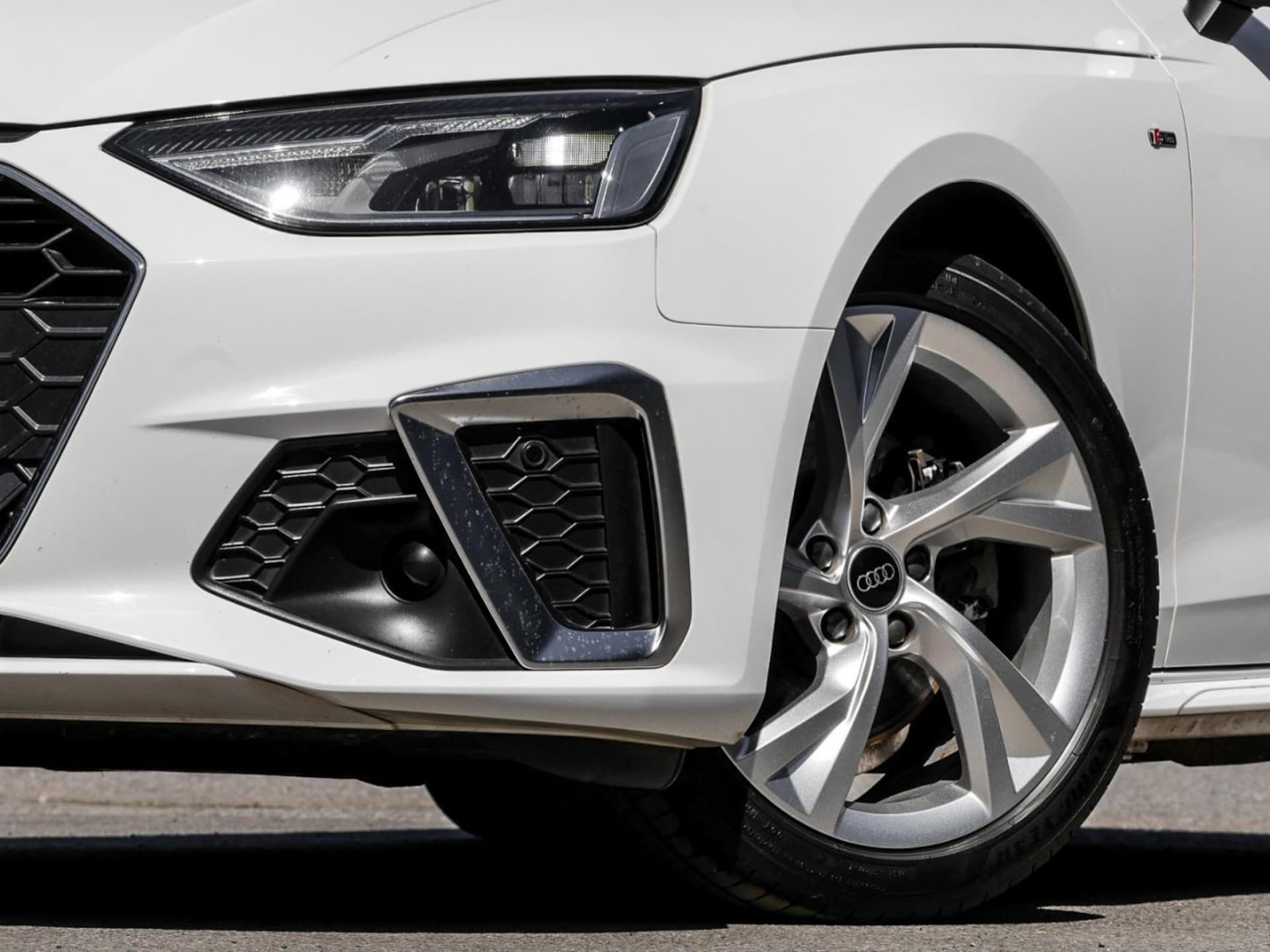 Audi A4 Avant S line