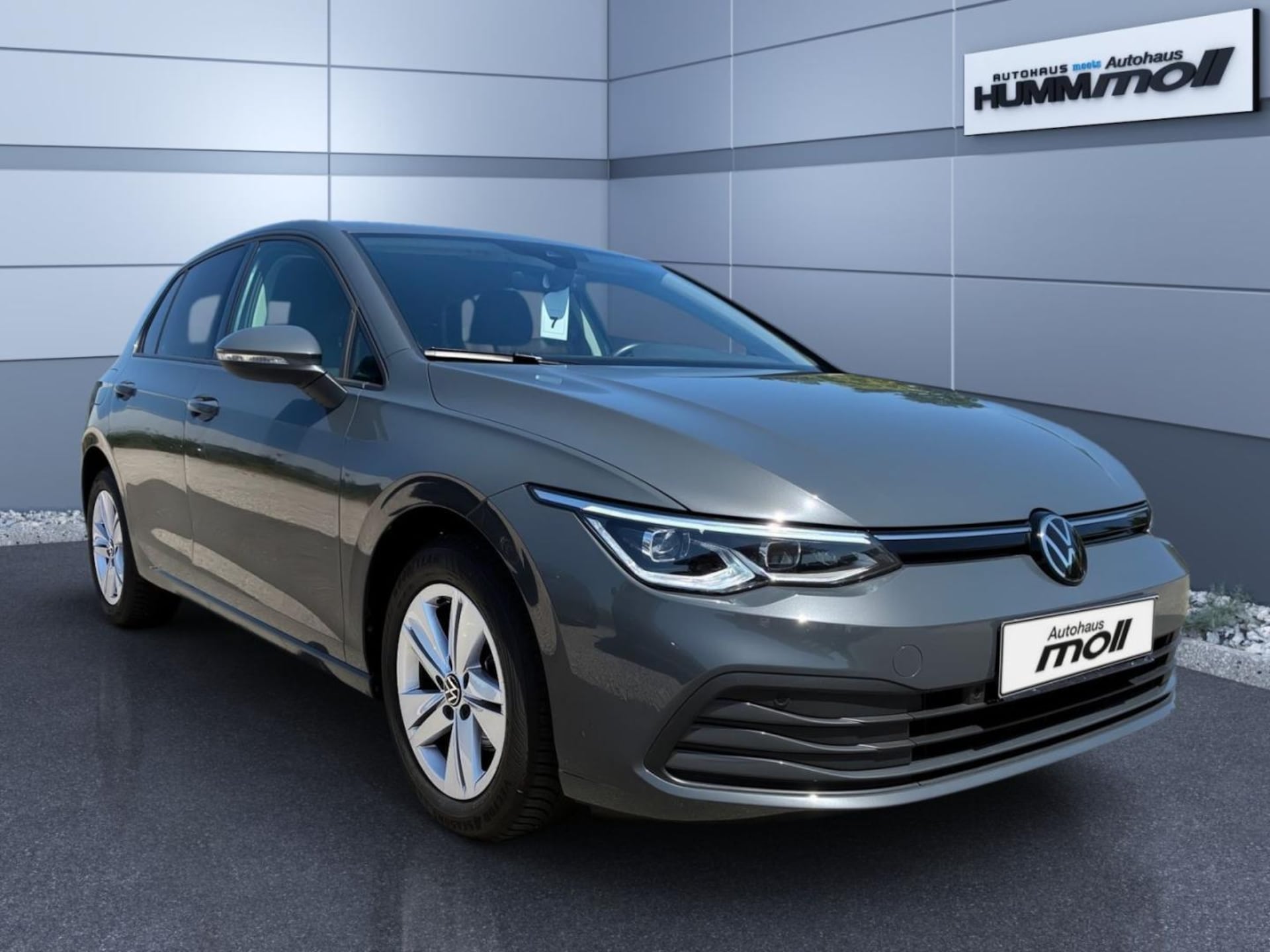 Volkswagen Golf Life