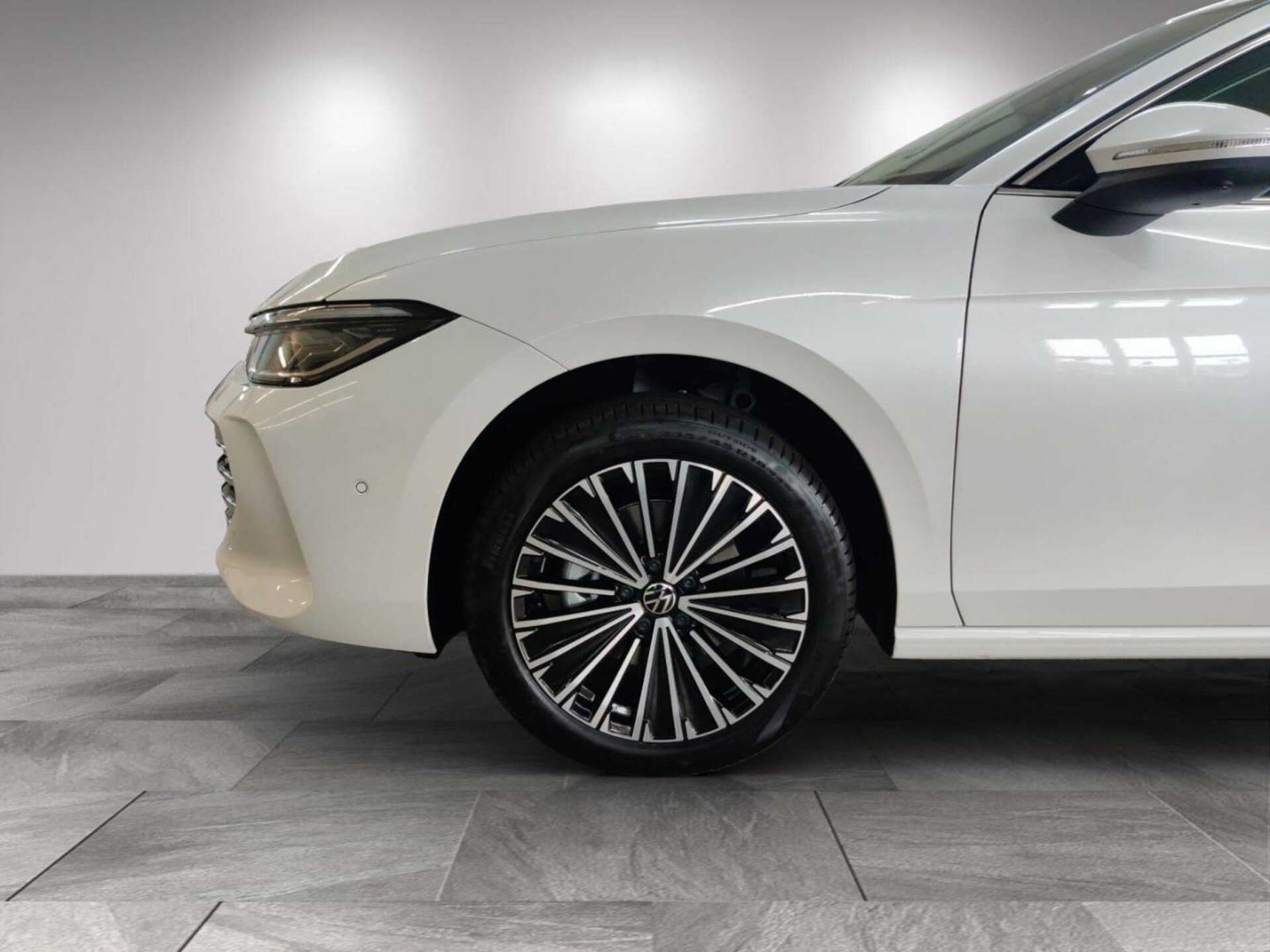 Volkswagen Passat Elegance