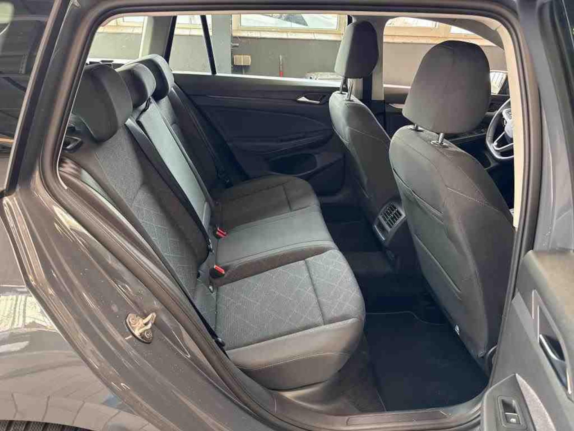 Volkswagen Golf Variant Life
