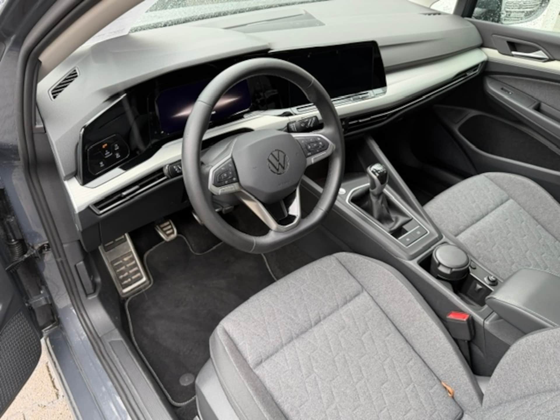 Volkswagen Golf MOVE