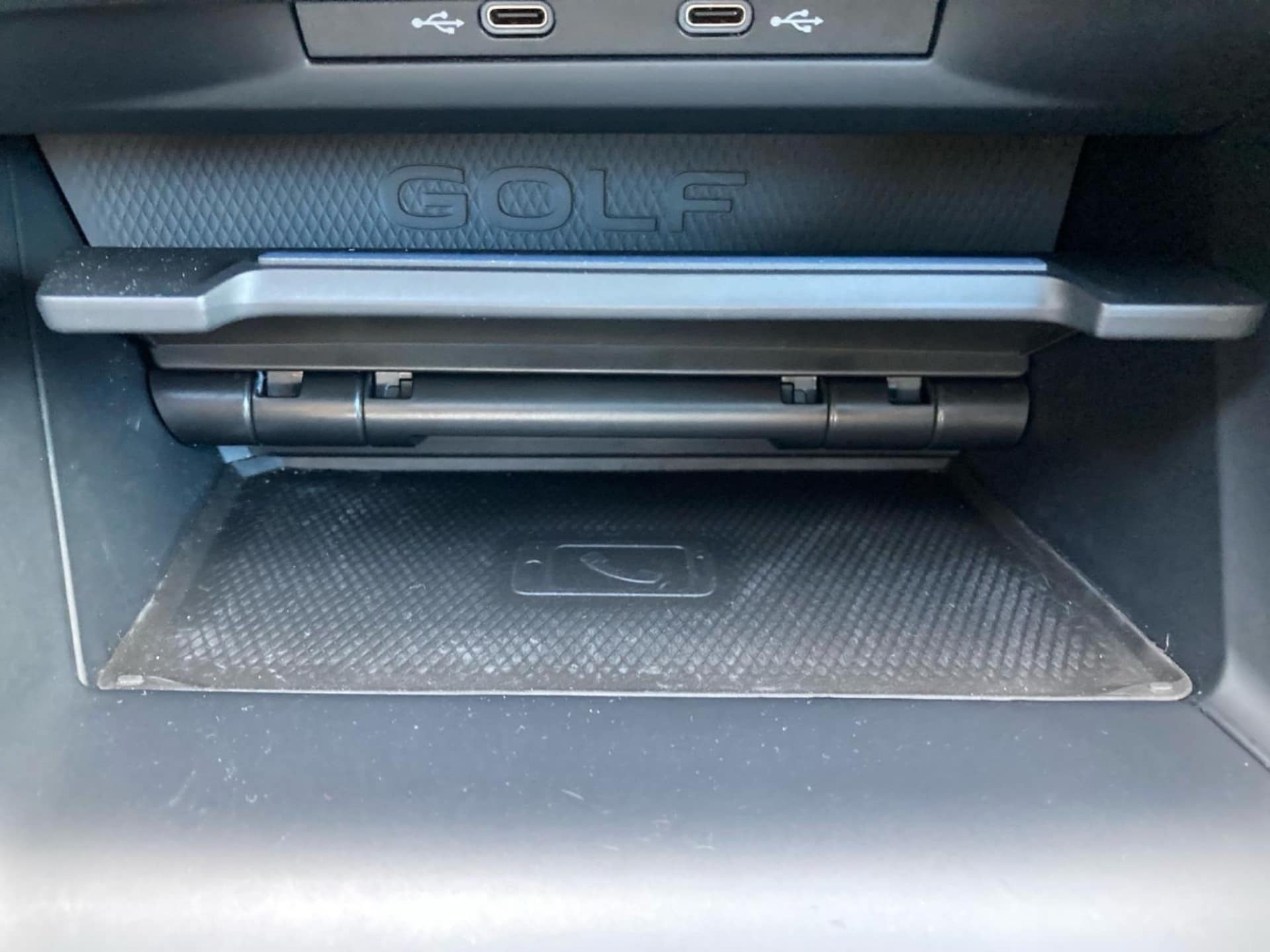 Volkswagen Golf Variant R