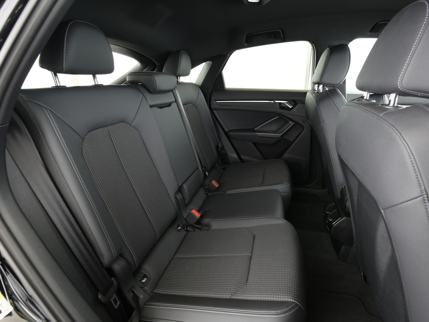 Bild über Audi Q3 Sportback S line 45 TFSI quattro S tronic - für weitere Informationen kontaktieren Sie den Audi Partner