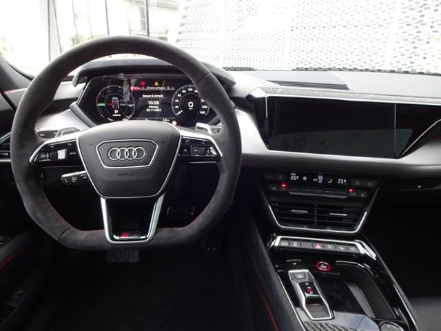 Audi e-tron GT RS