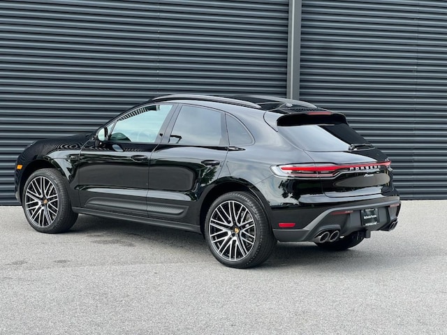 2025 Porsche Macan