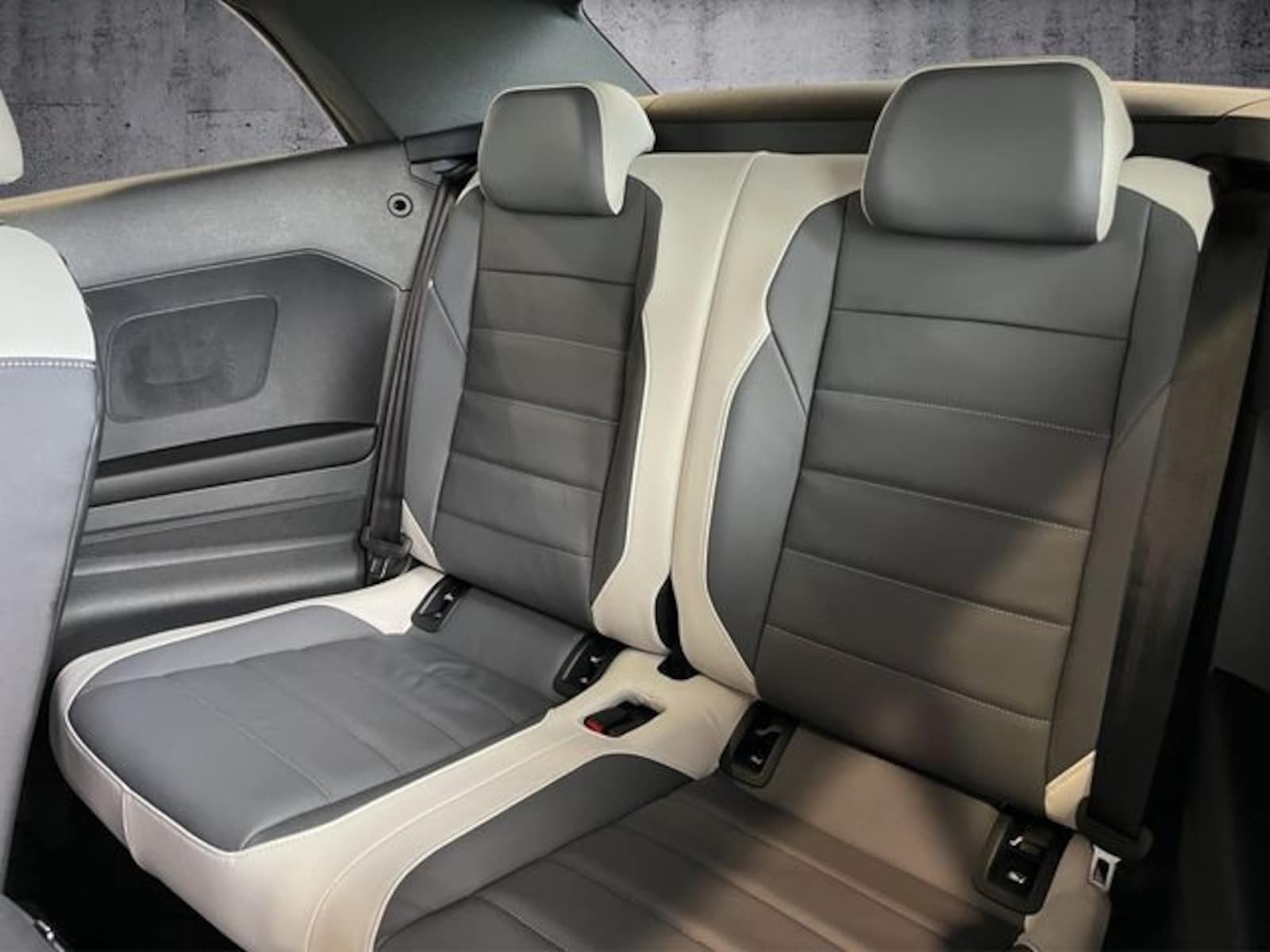 Volkswagen T-Roc Cabriolet – Bild 11