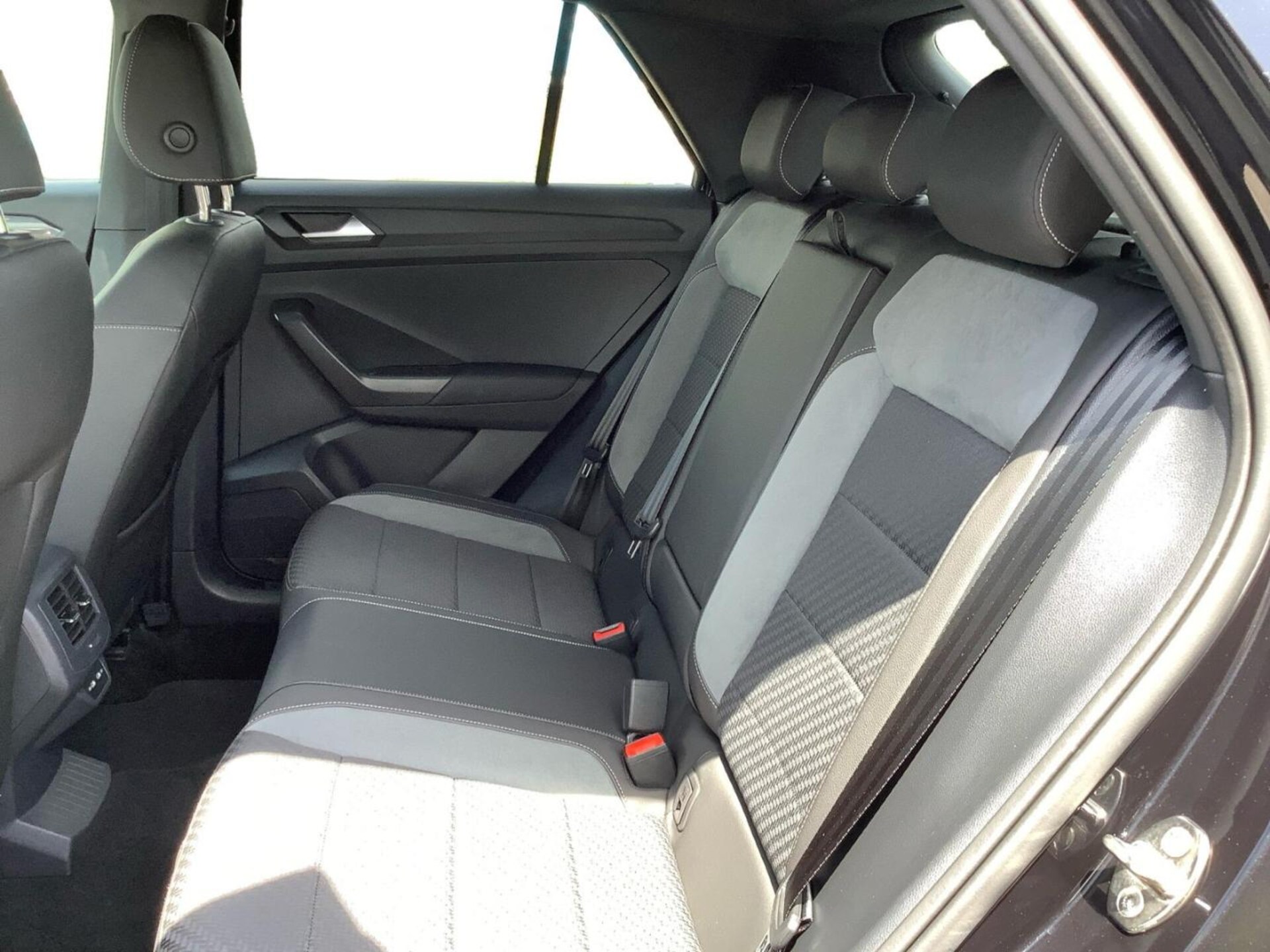 Volkswagen T-Roc Sport
