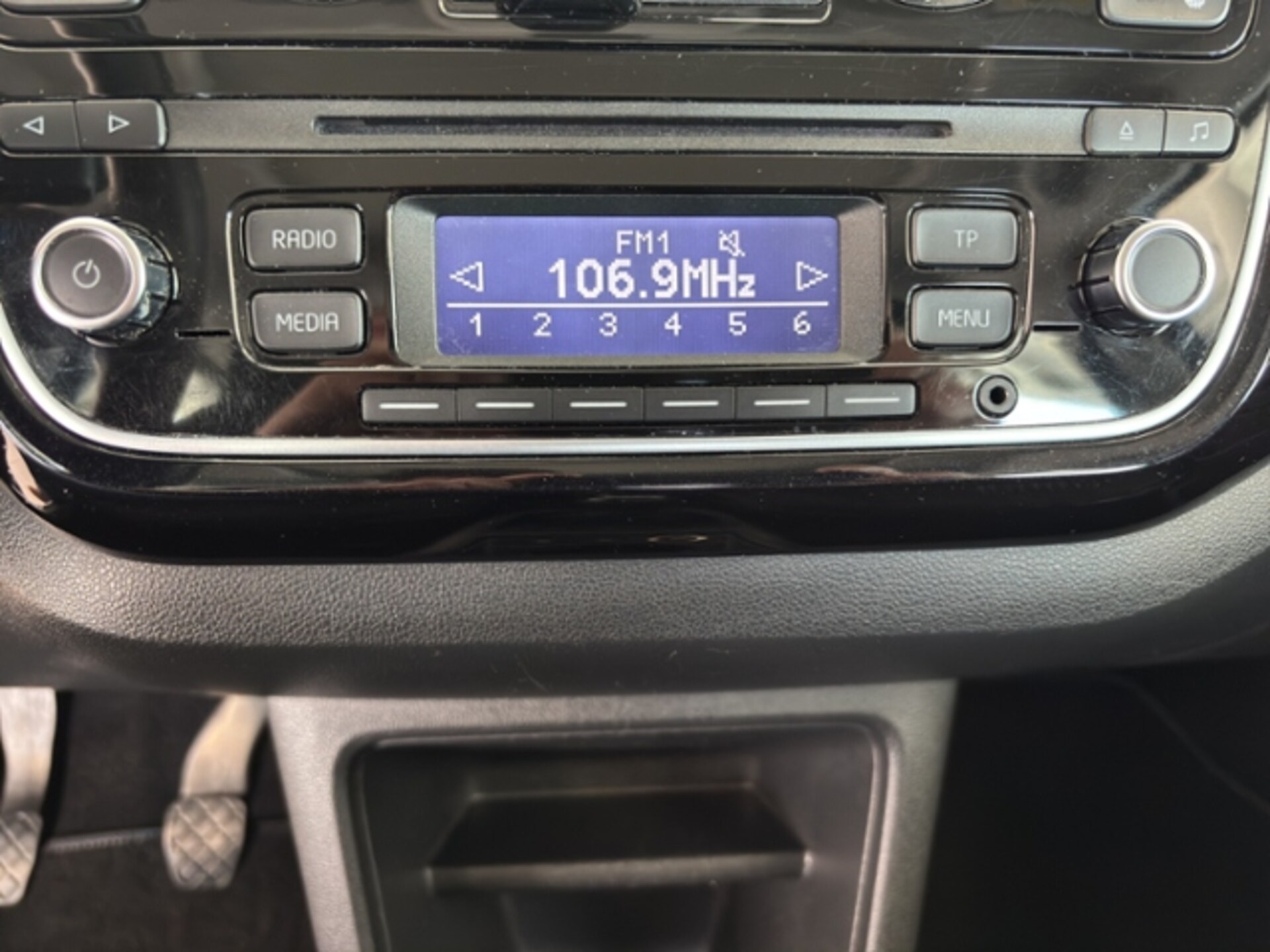 Volkswagen up! move up!