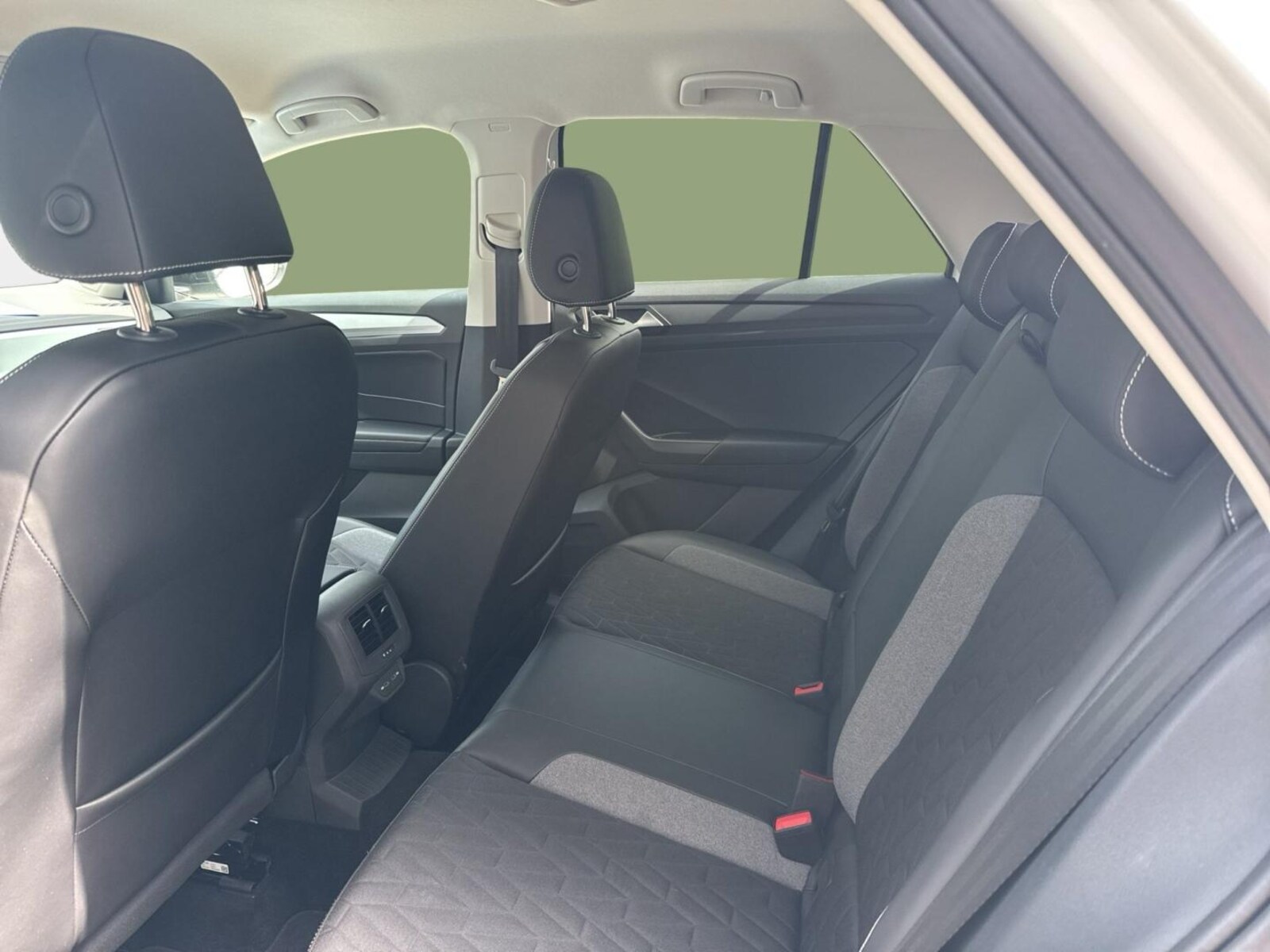 Volkswagen T-Roc – Bild 10