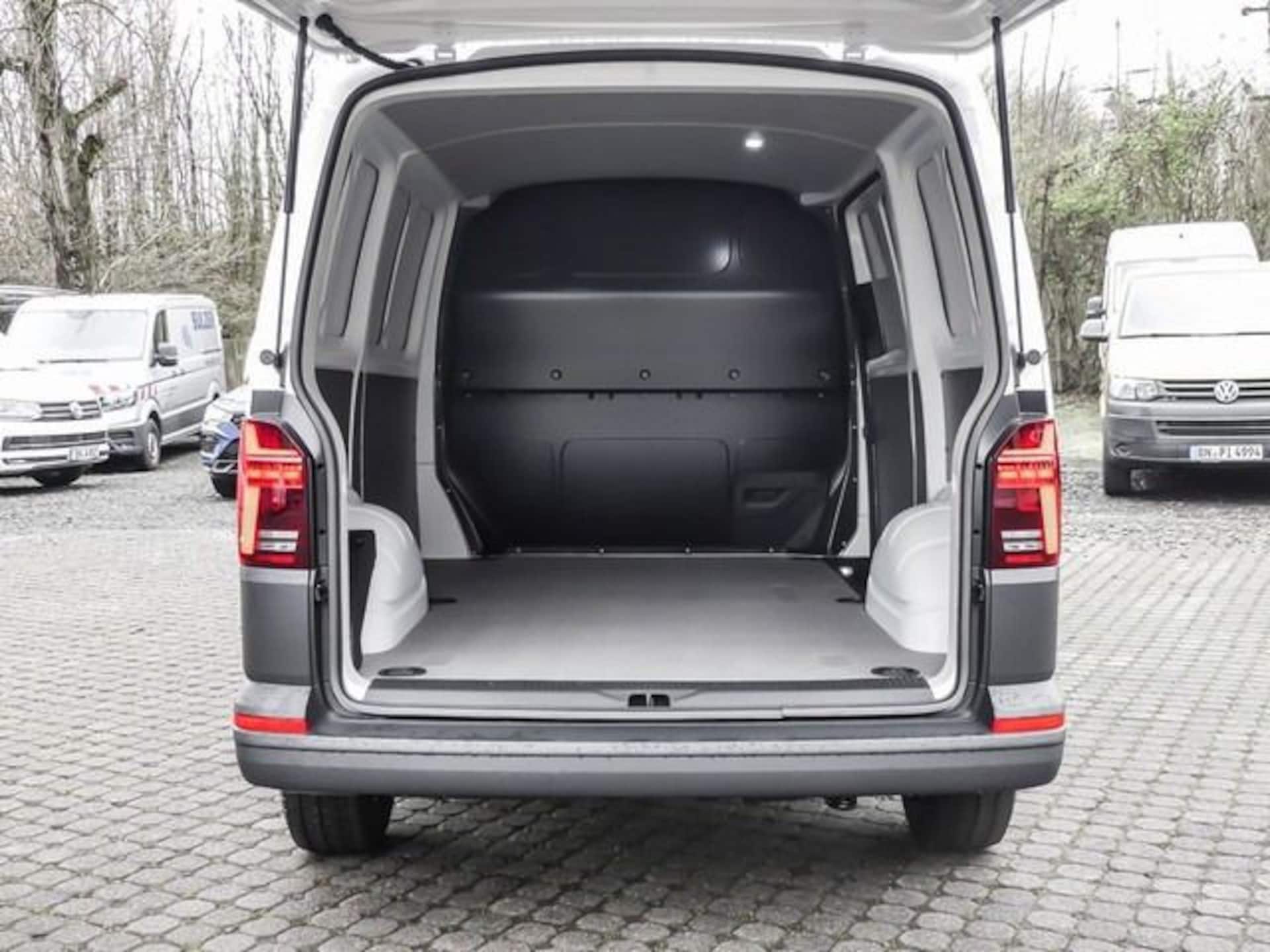 Volkswagen T6.1 Transporter Kasten kurzer Radstand