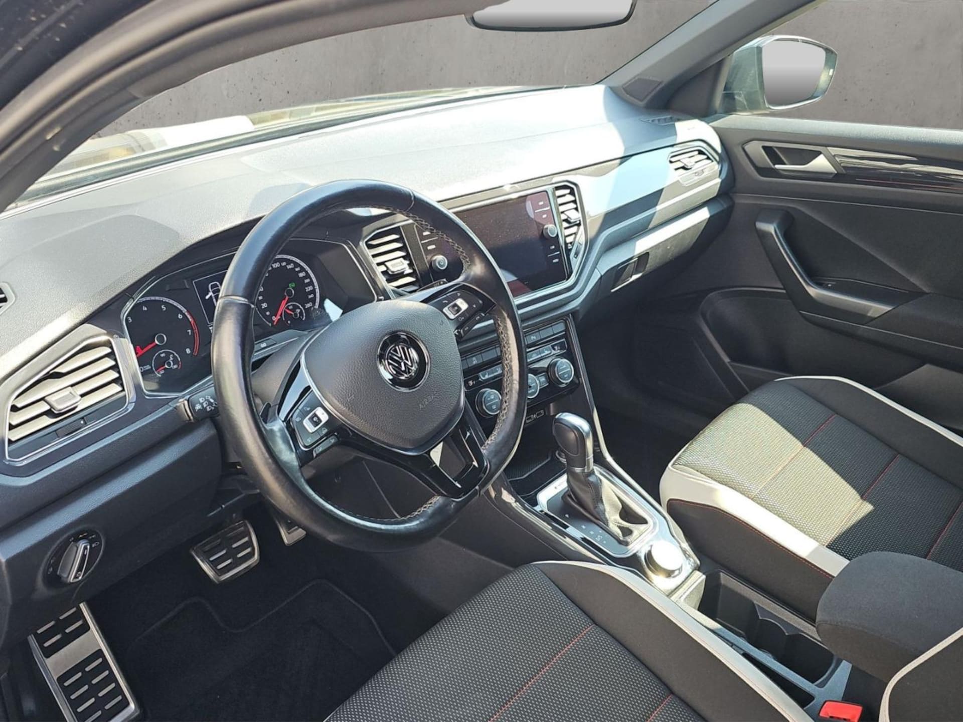 Volkswagen T-Roc Sport