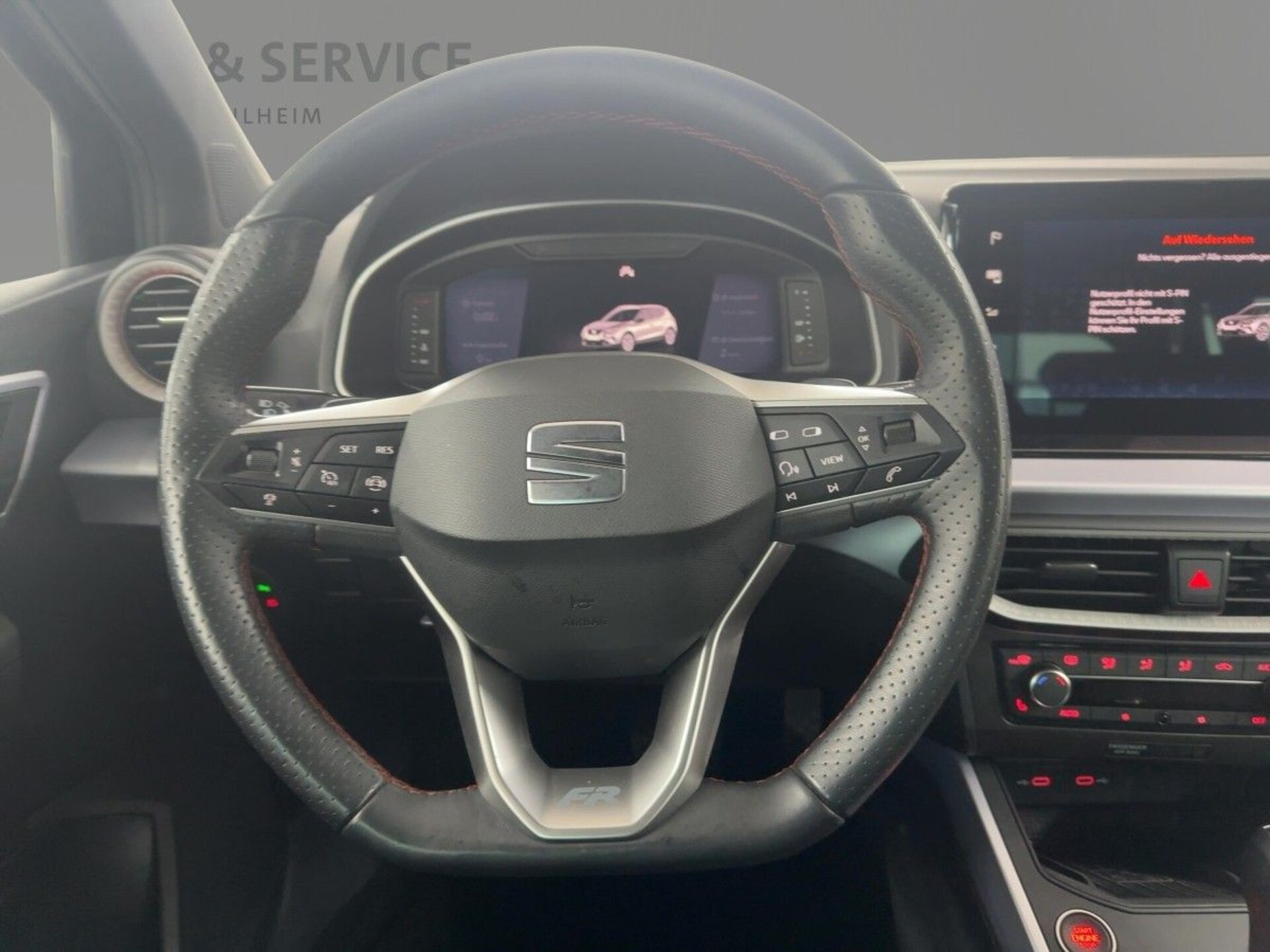 SEAT Arona FR