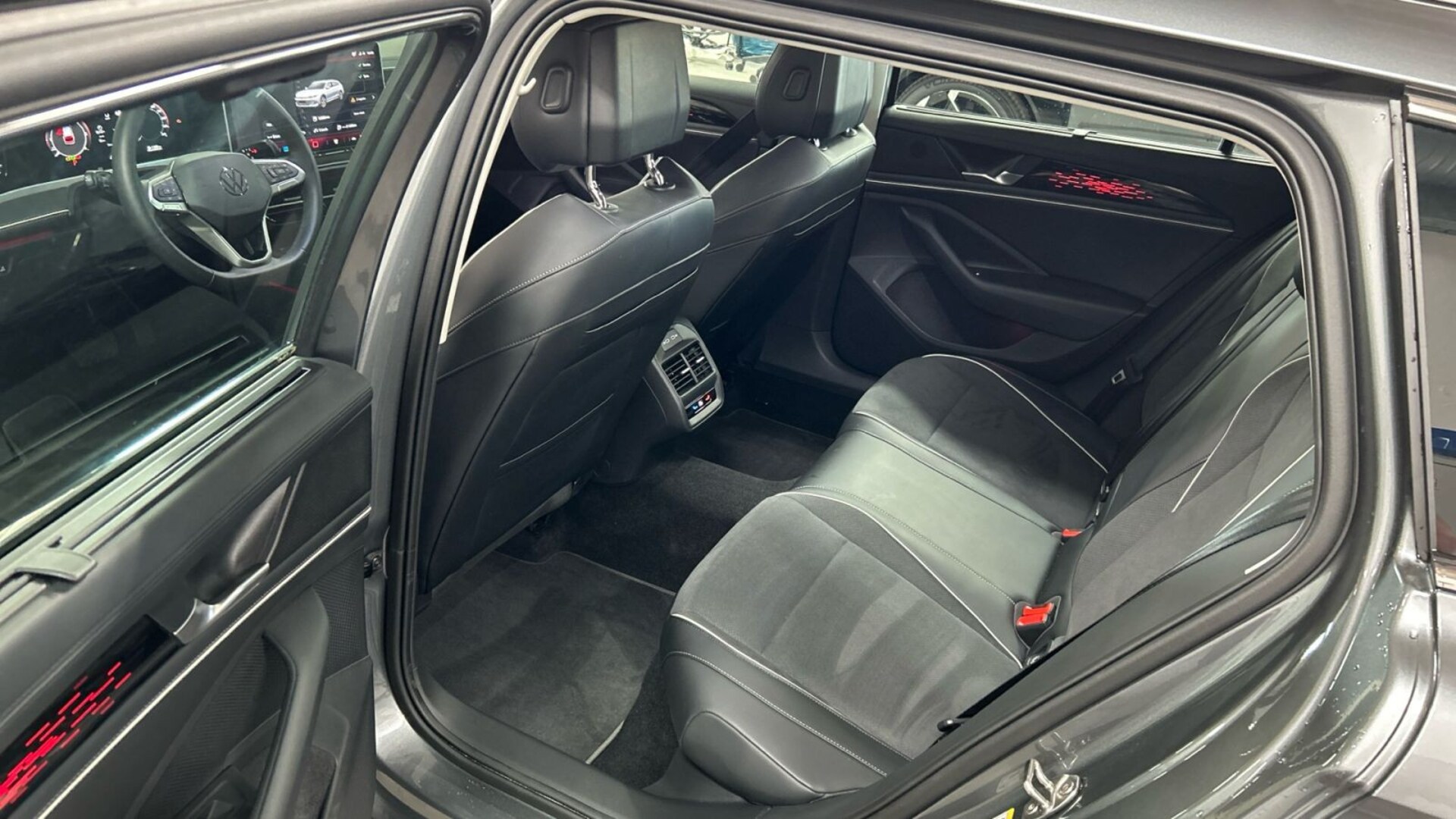 Volkswagen Passat Elegance