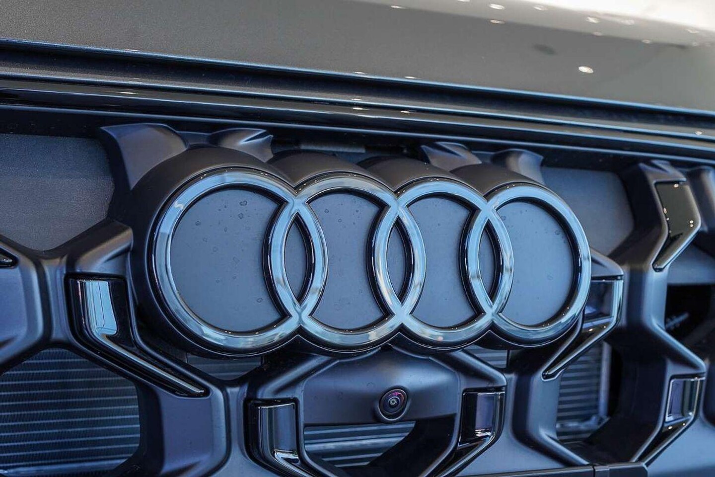Image about Audi Q5 Sportback e-hybrid quattro S tronic