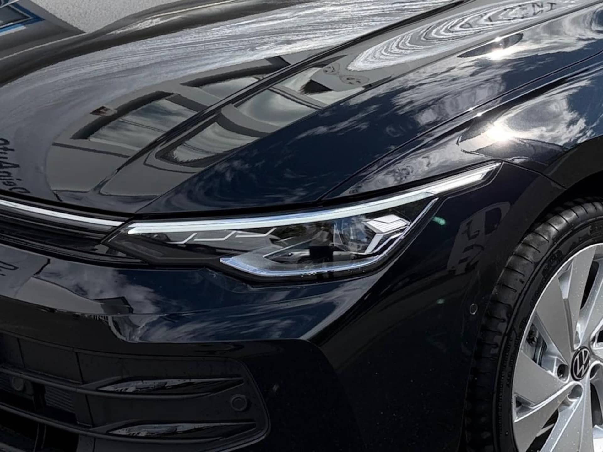Volkswagen Golf Life