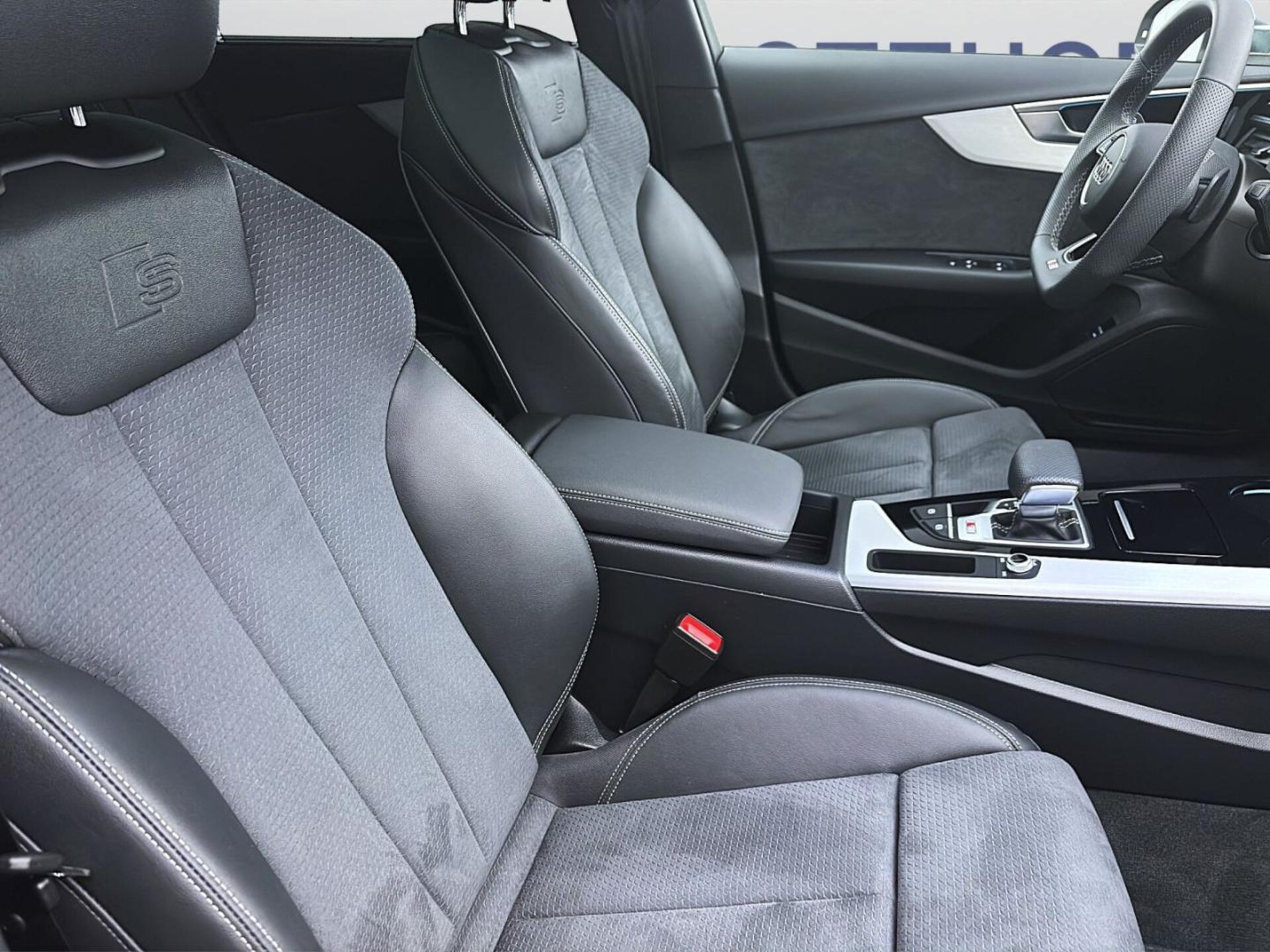 Audi S4 Avant