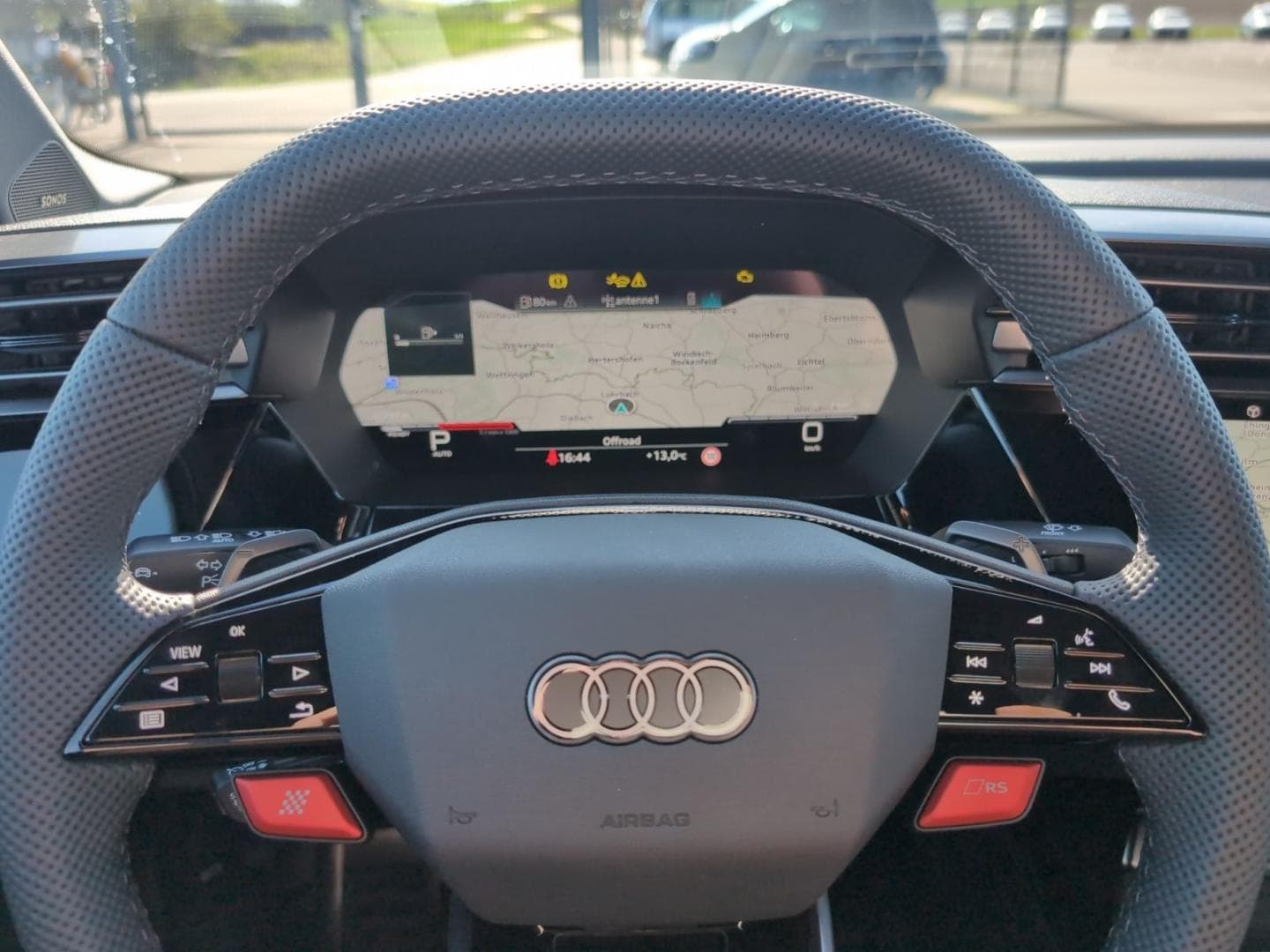 Bild über Audi RS 3 Limousine TFSI quattro 294 kW S tronic - für weitere Informationen kontaktieren Sie den Audi Partner