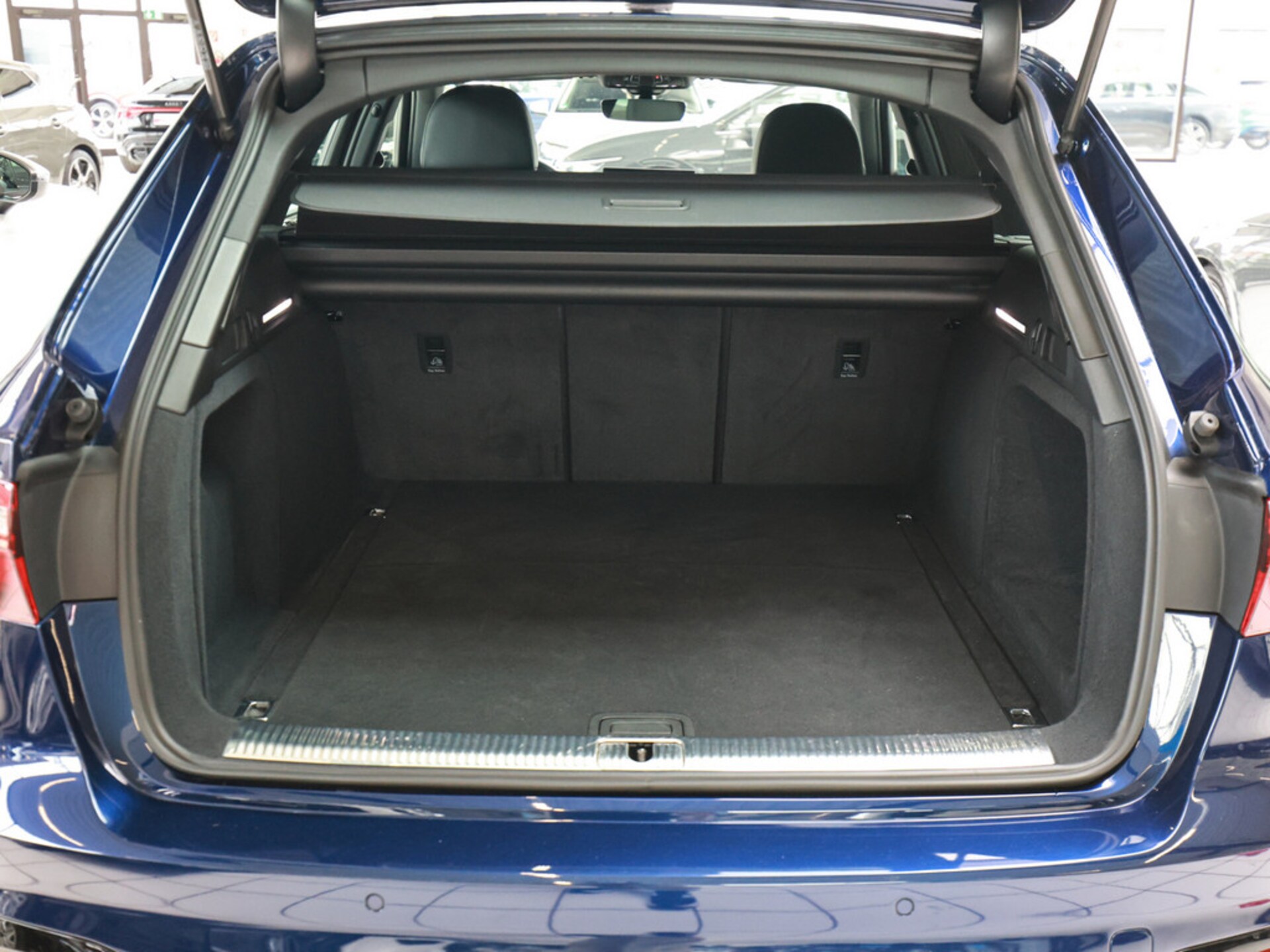 Audi A4 Avant S line