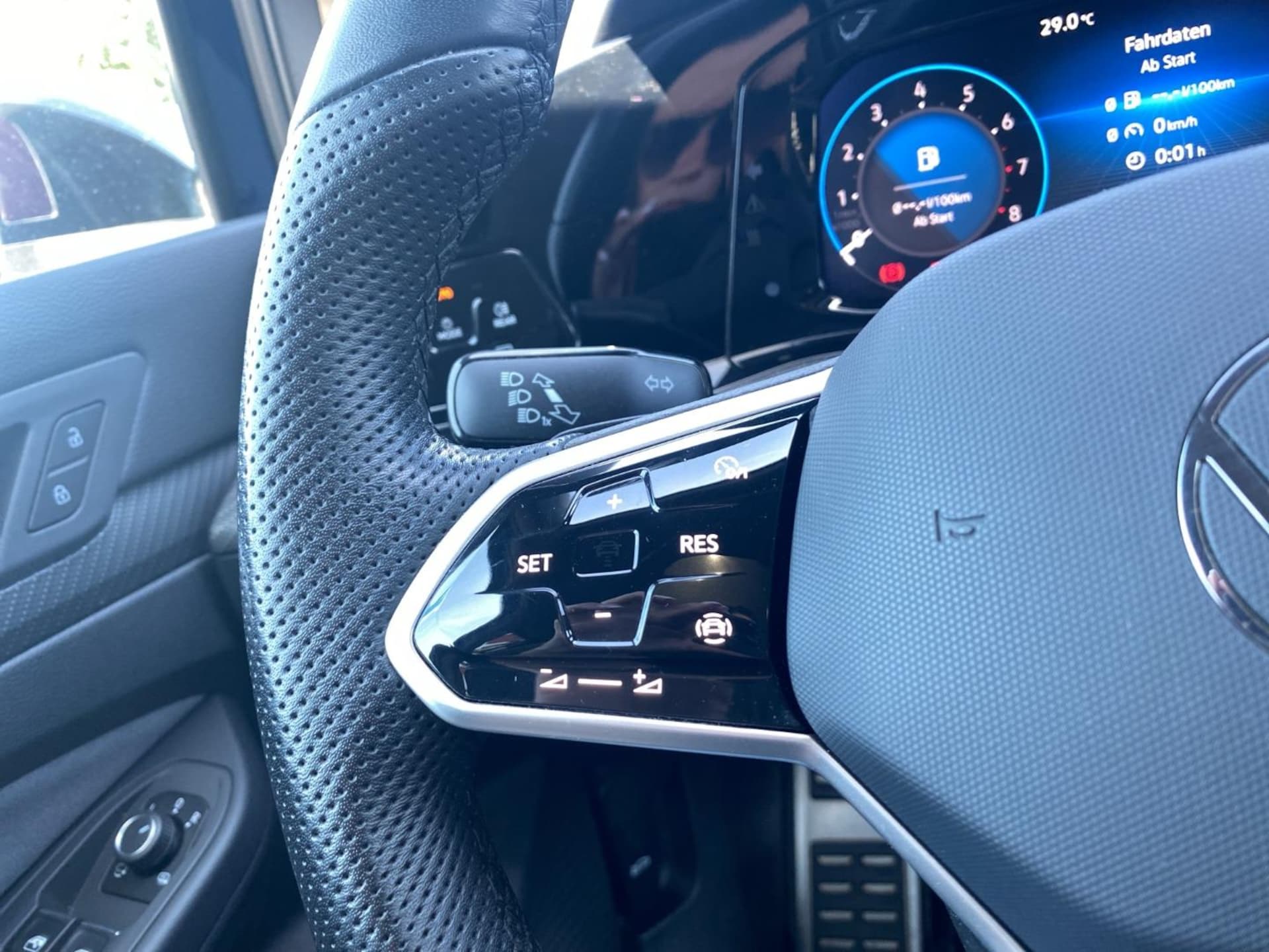 Volkswagen Golf Variant R-Line