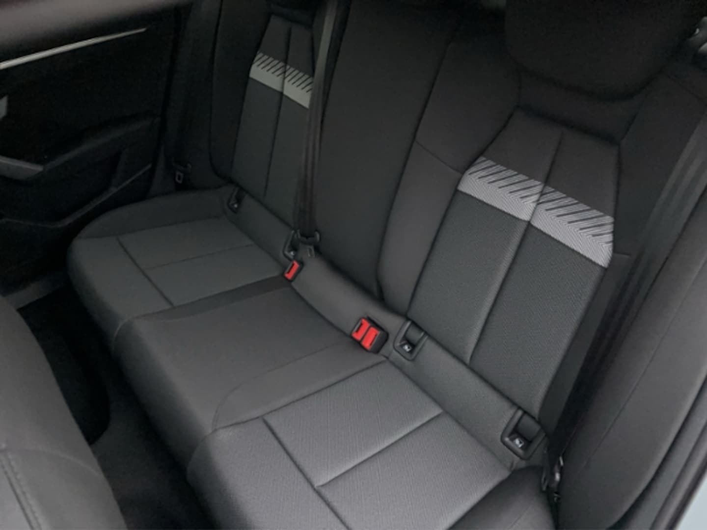 Bild über Audi A3 allstreet 35 TDI S tronic - für weitere Informationen kontaktieren Sie den Audi Partner