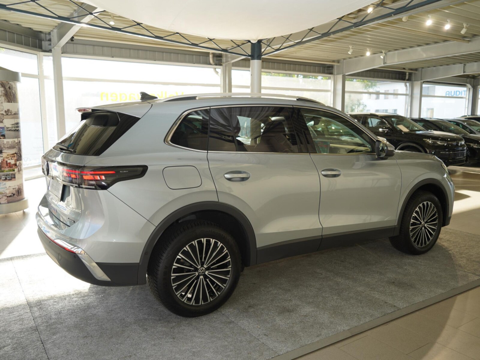 Volkswagen Tiguan – Bild 7