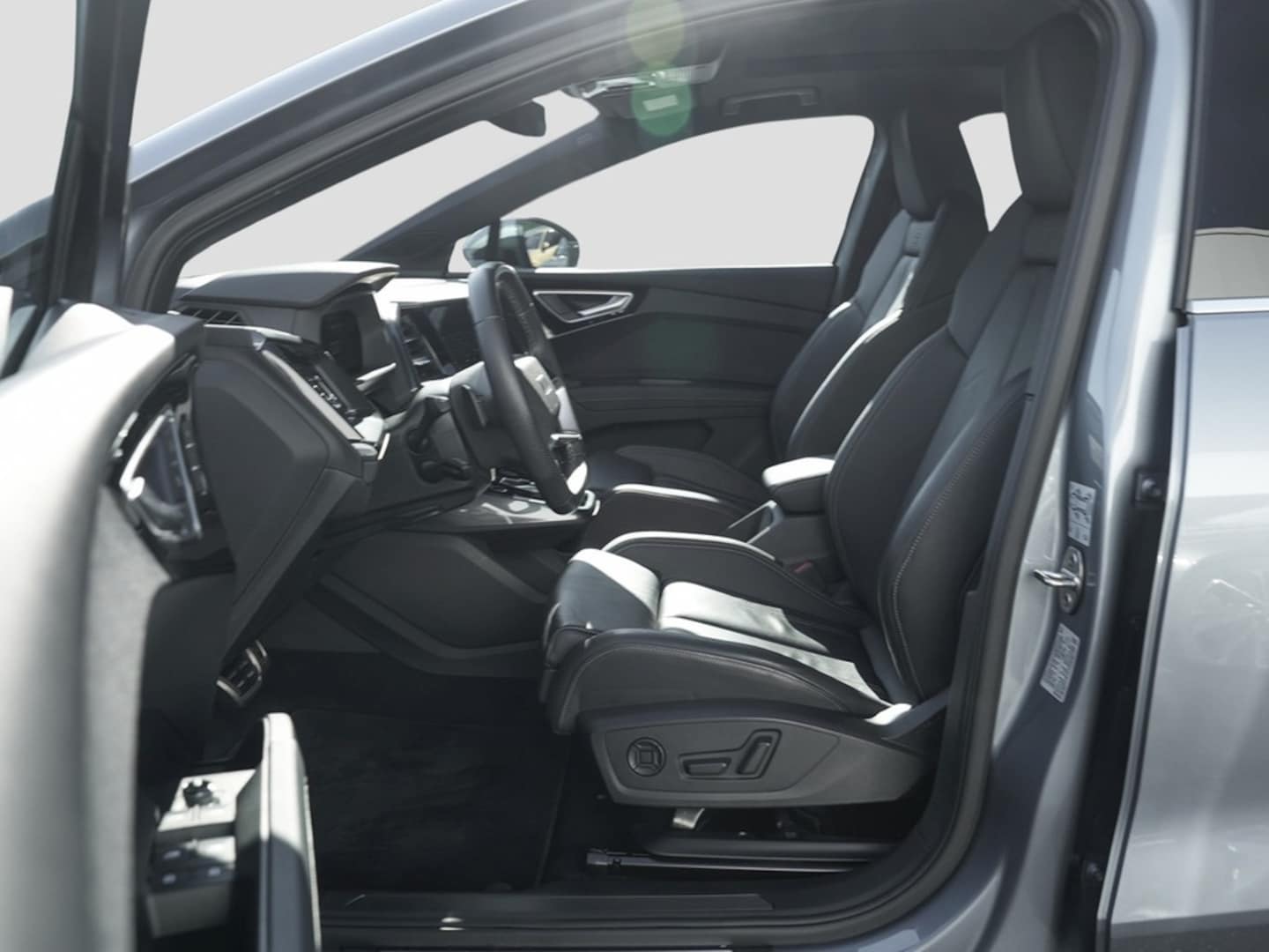 Bild über Audi Q4 e-tron 50 e-tron quattro - für weitere Informationen kontaktieren Sie den Audi Partner