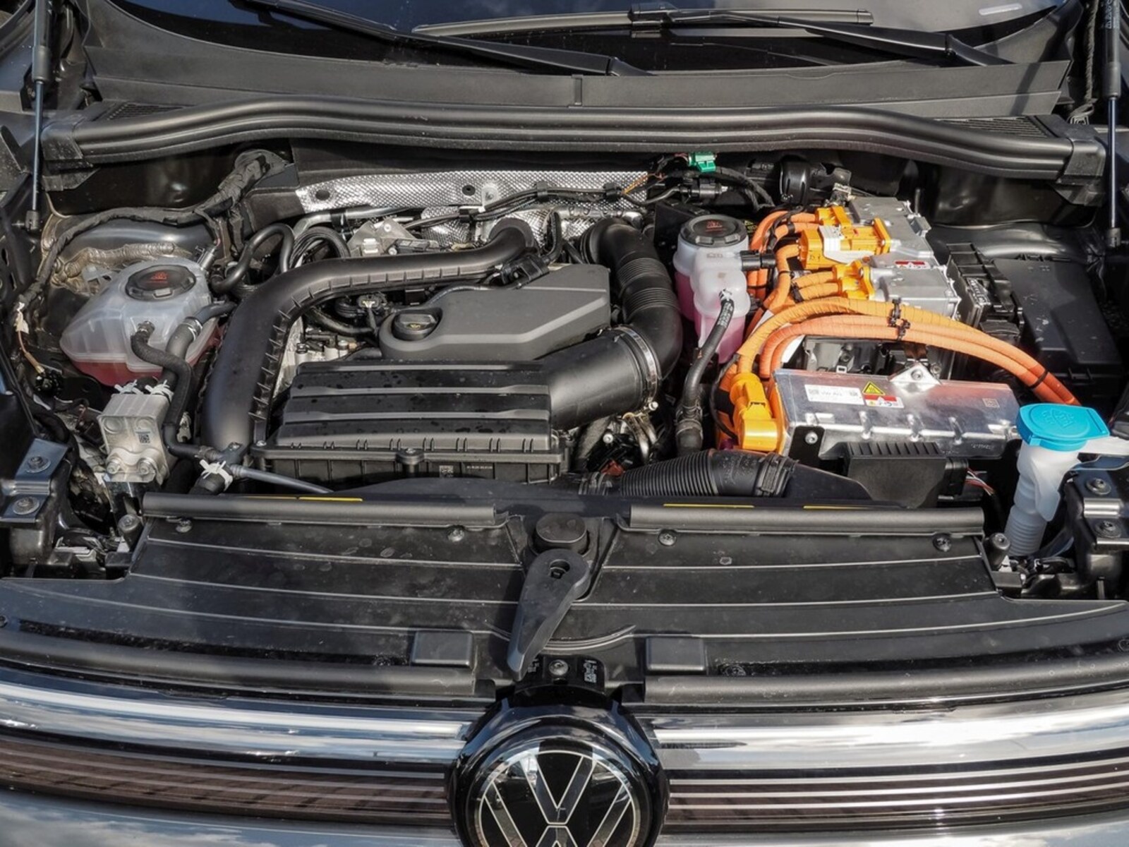 Volkswagen Tiguan – Bild 8
