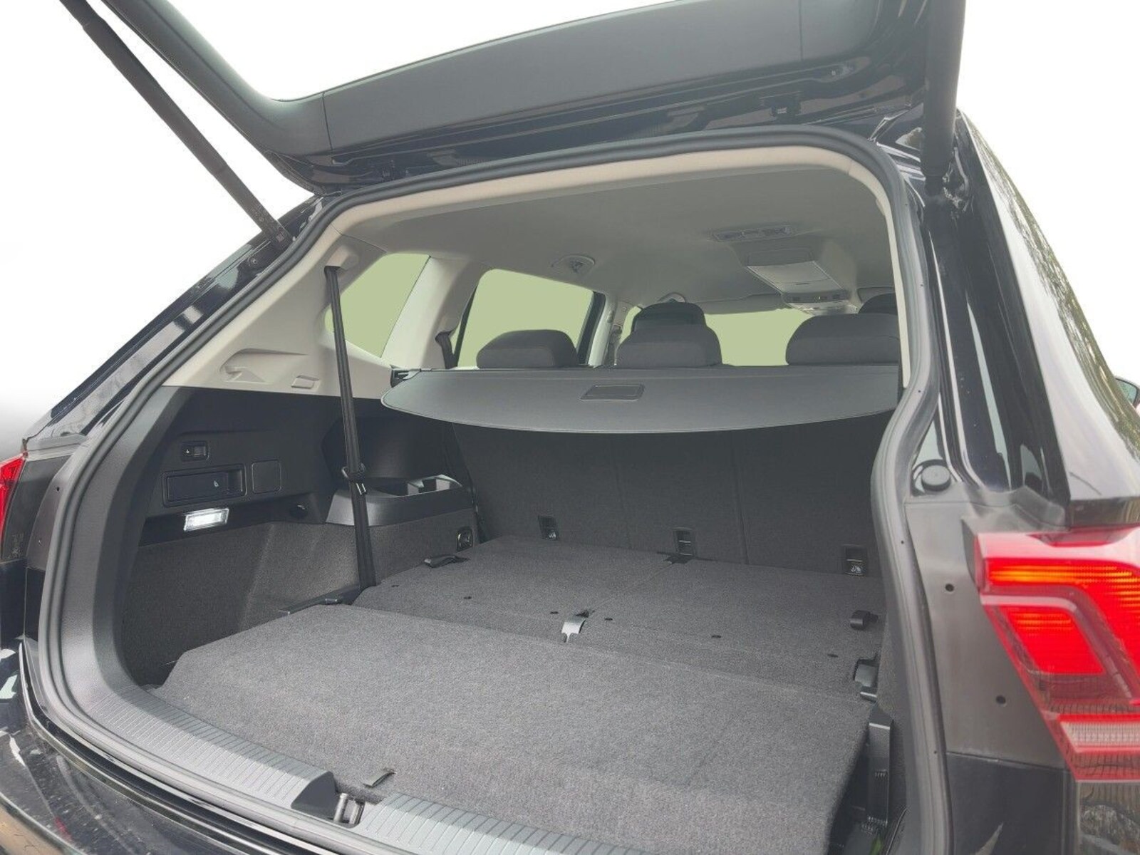 Volkswagen Tiguan Allspace – Bild 8