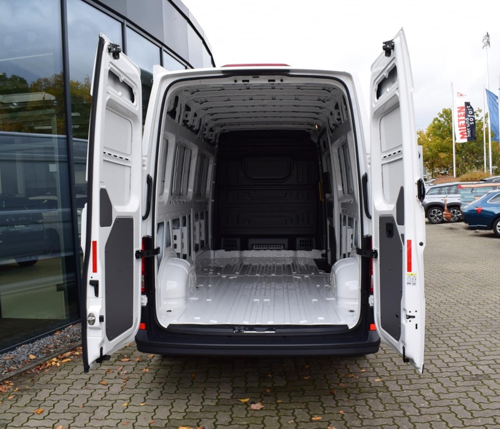 Volkswagen Crafter Kasten langer Radstand
