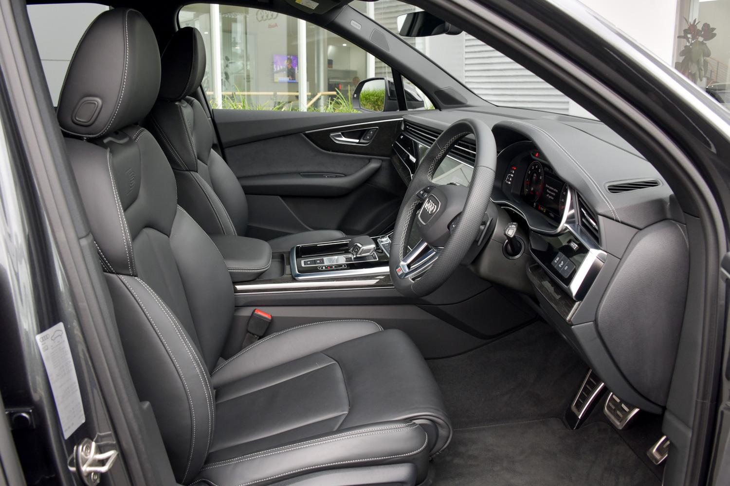 Image about Audi Q7 55 TFSI quattro S line 250 kW tiptronic