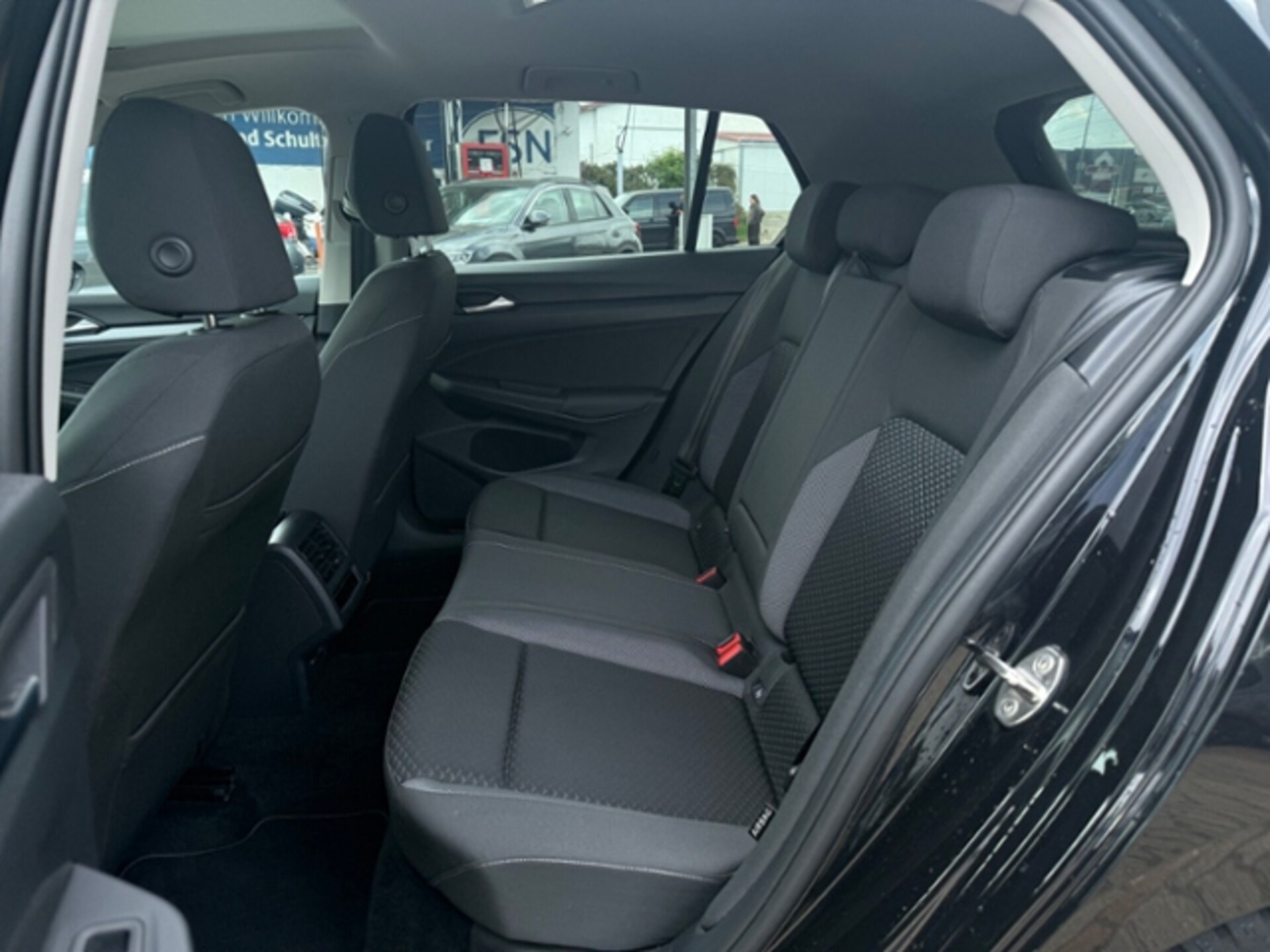 Volkswagen Golf Active