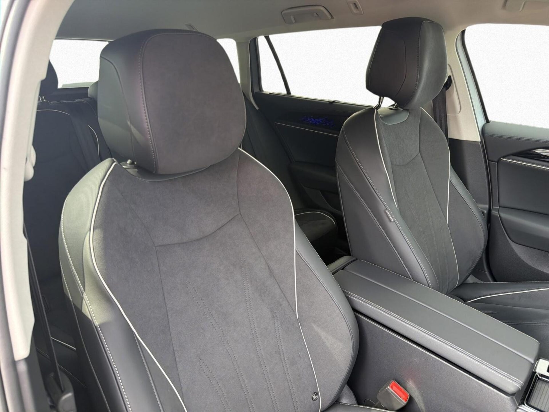 Volkswagen Passat Elegance