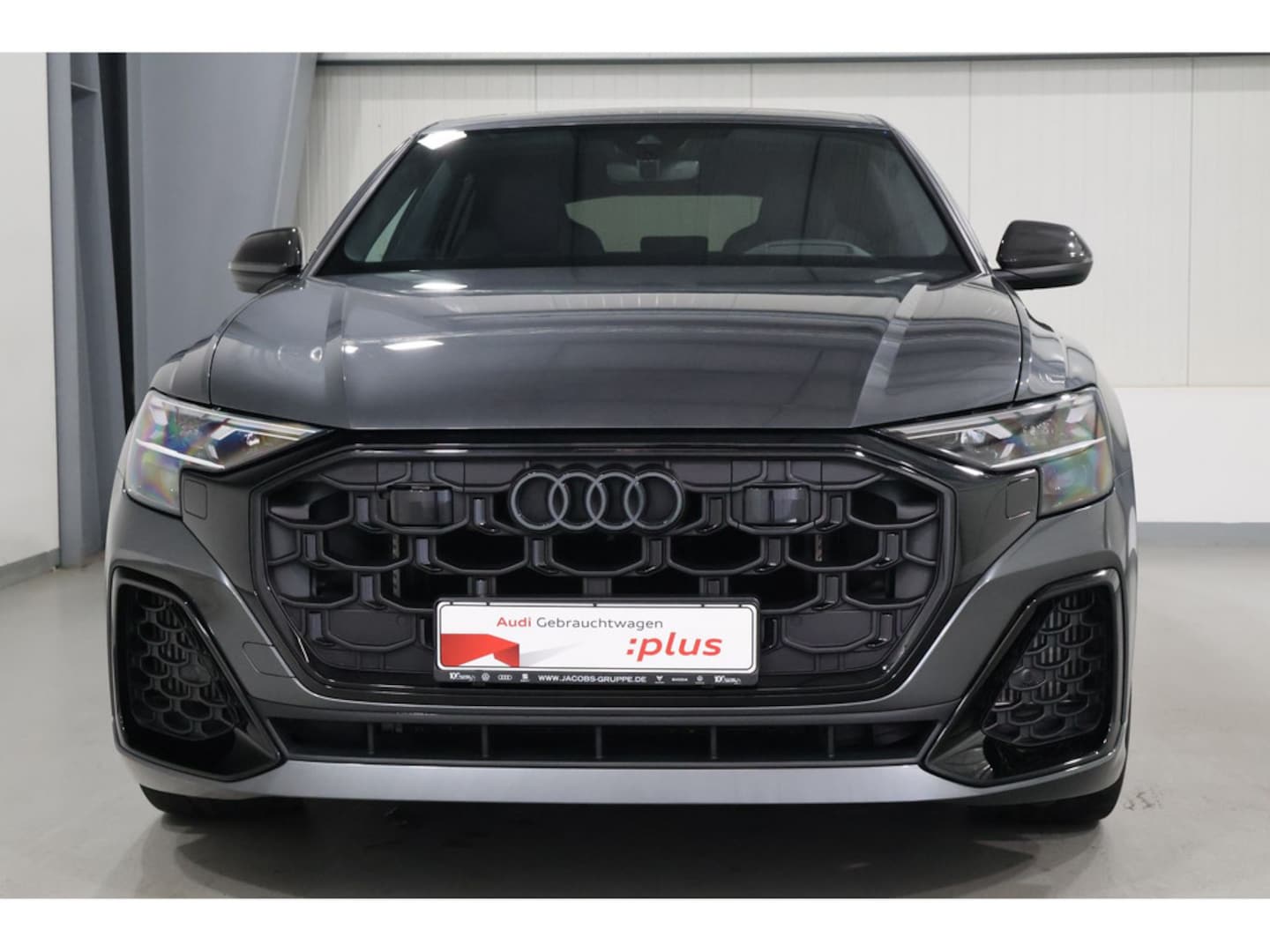 Bild über Audi SQ8 SUV TFSI quattro tiptronic - für weitere Informationen kontaktieren Sie den Audi Partner