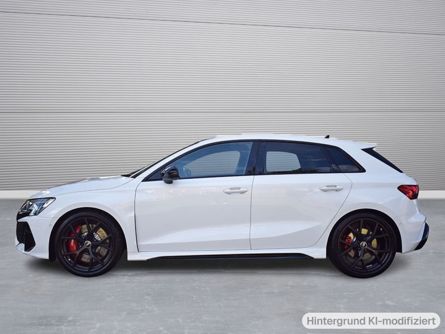Bild über Audi RS 3 Sportback TFSI quattro 294 kW S tronic - für weitere Informationen kontaktieren Sie den Audi Partner
