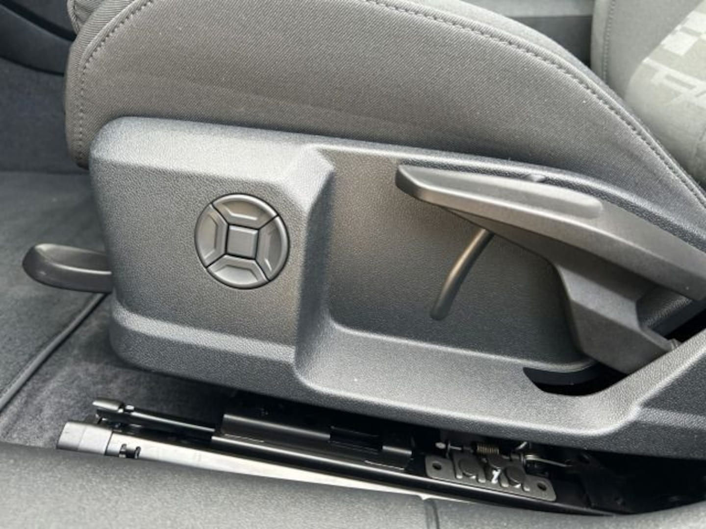 Bild über Audi A5 Avant TFSI 150 kW S tronic - für weitere Informationen kontaktieren Sie den Audi Partner