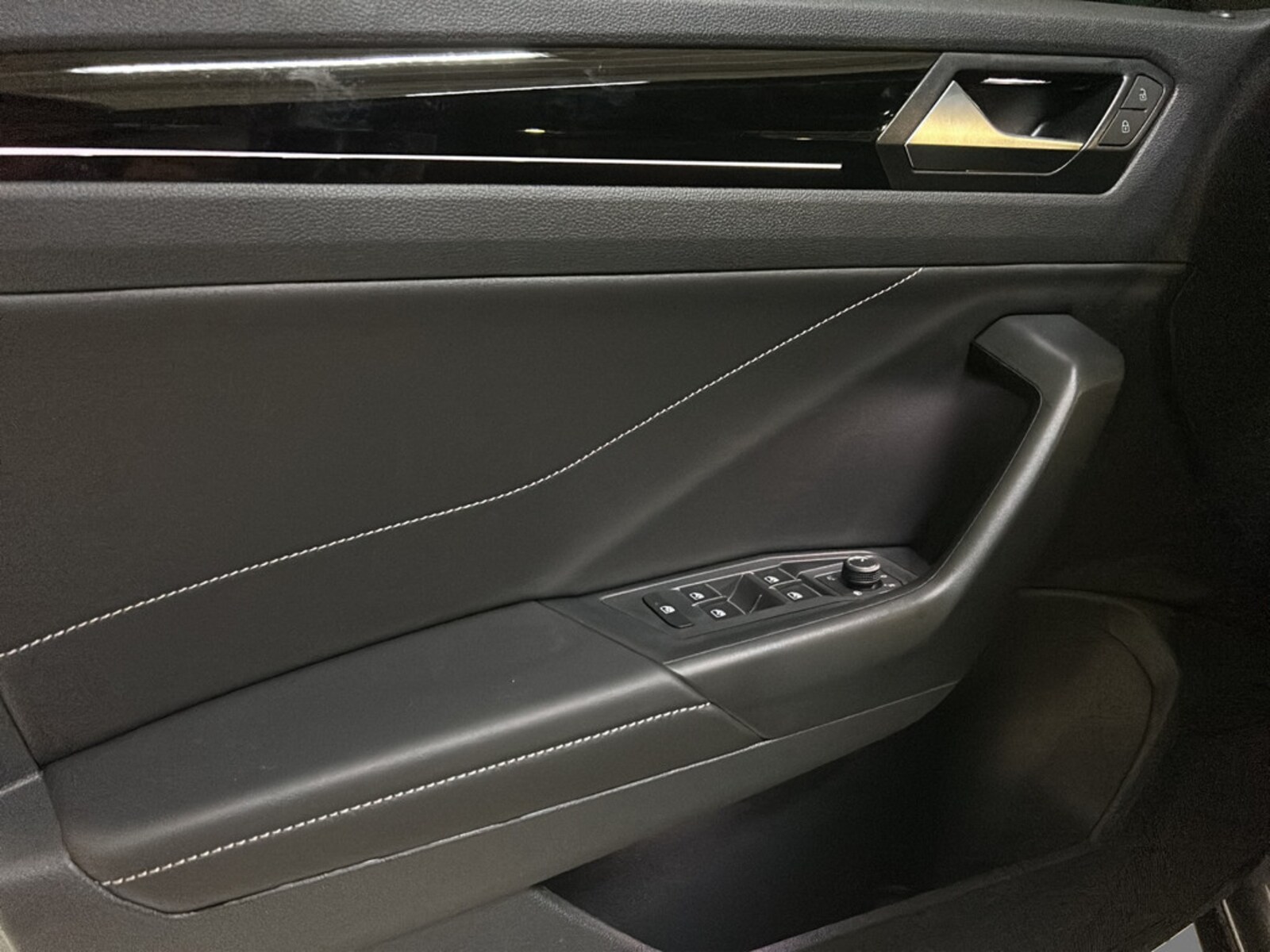 Volkswagen T-Roc – Bild 13
