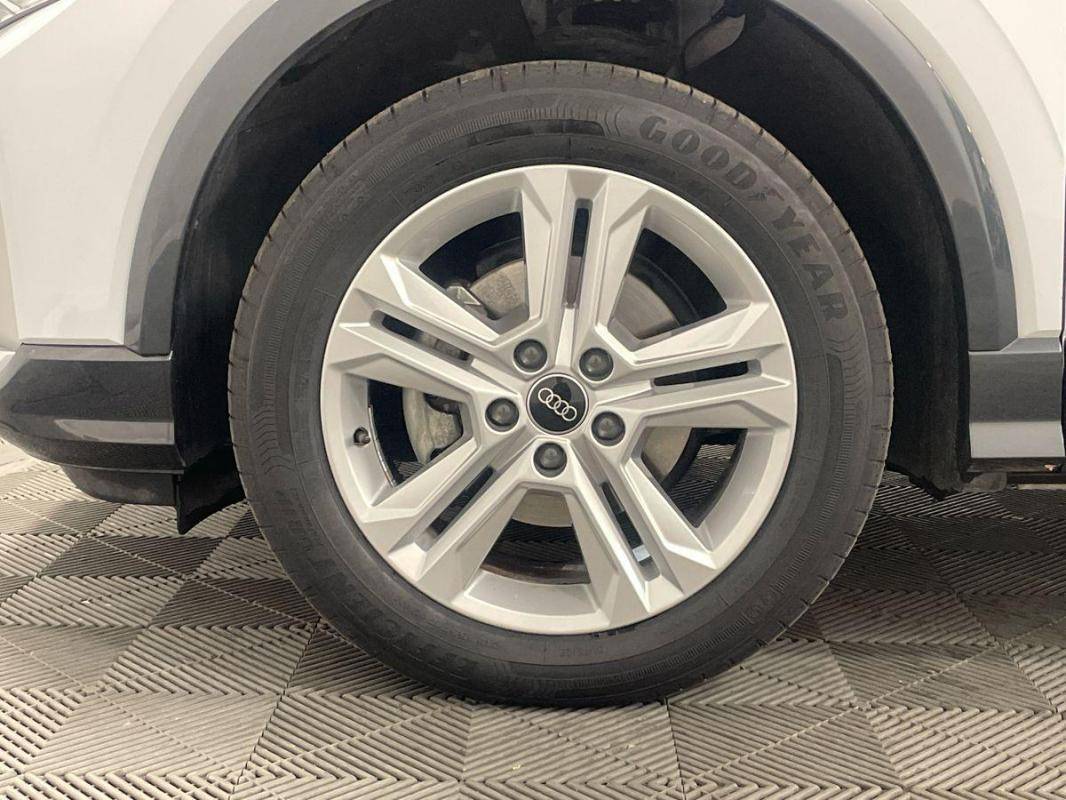 Image about Audi Q2 Business Line 30 TFSI 81 kW (110 ch) 6 vitesses