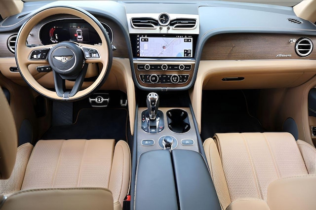 2024 Bentley Bentayga EWB