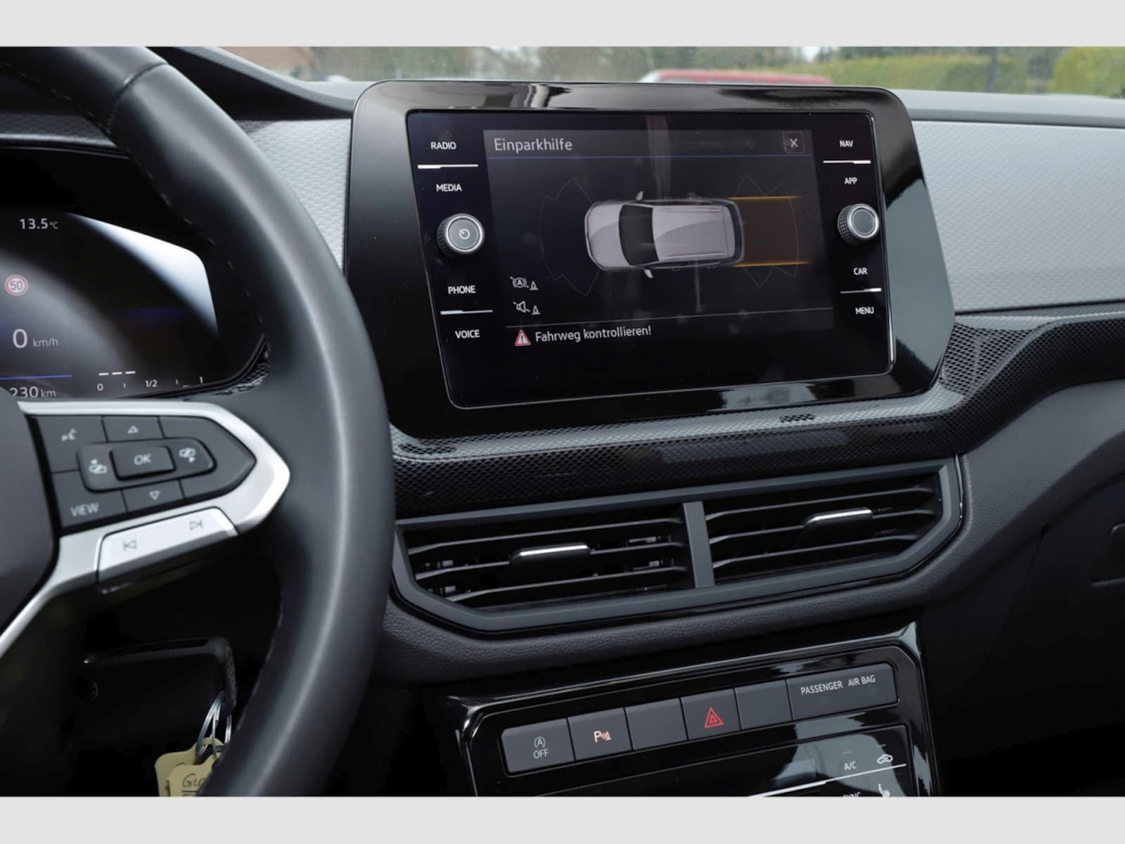 Volkswagen T-Cross – Bild 12