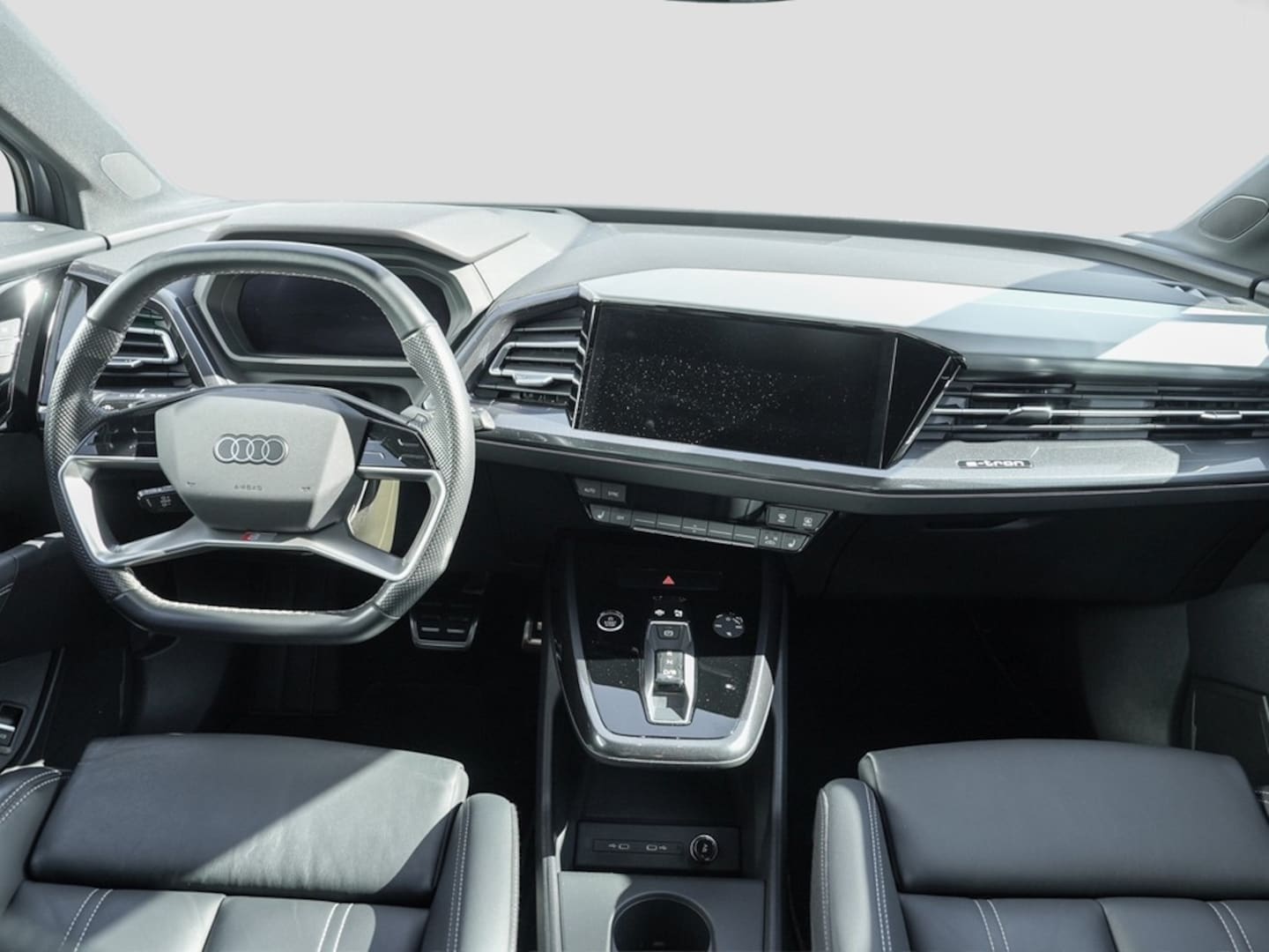 Bild über Audi Q4 e-tron 50 e-tron quattro - für weitere Informationen kontaktieren Sie den Audi Partner