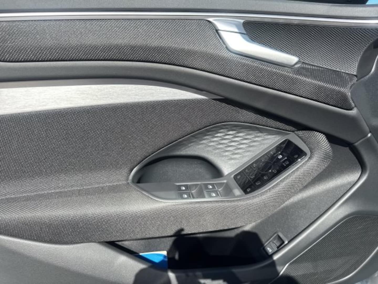 Bild über Audi A6 Limousine TFSI 150 kW S tronic - für weitere Informationen kontaktieren Sie den Audi Partner