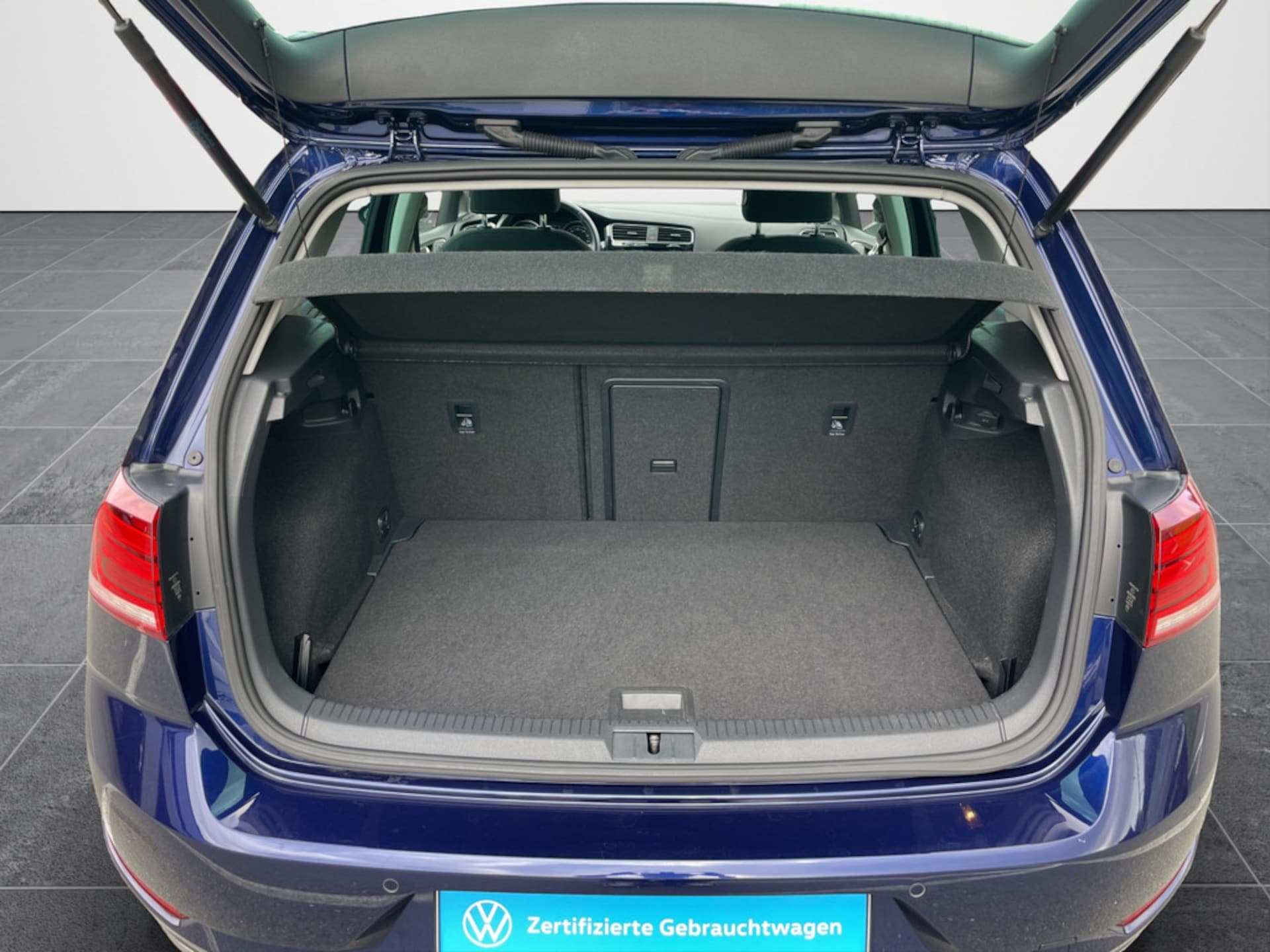 Volkswagen Golf IQ.DRIVE