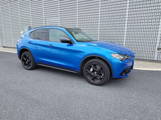 2025 Alfa Romeo Stelvio